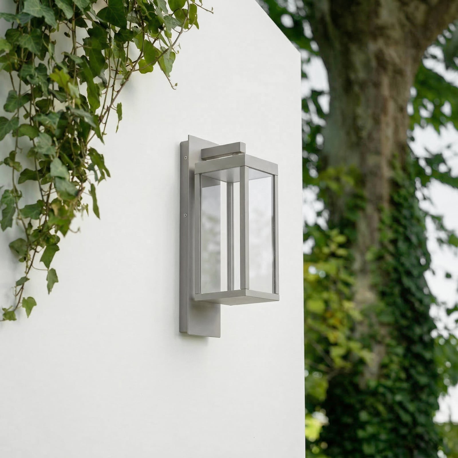 Lucande LED āra sienas lampa Ferdinand, gaiši pelēka, IP54