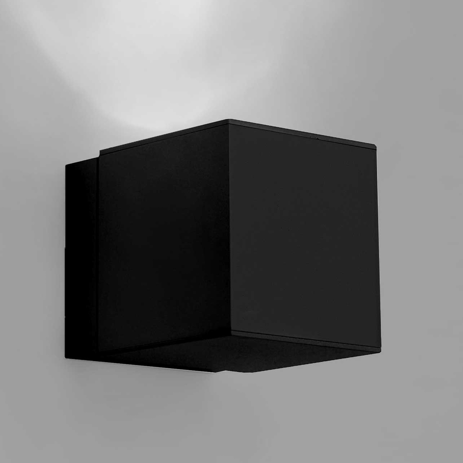 Milan Dau Spot wall light open on one side
