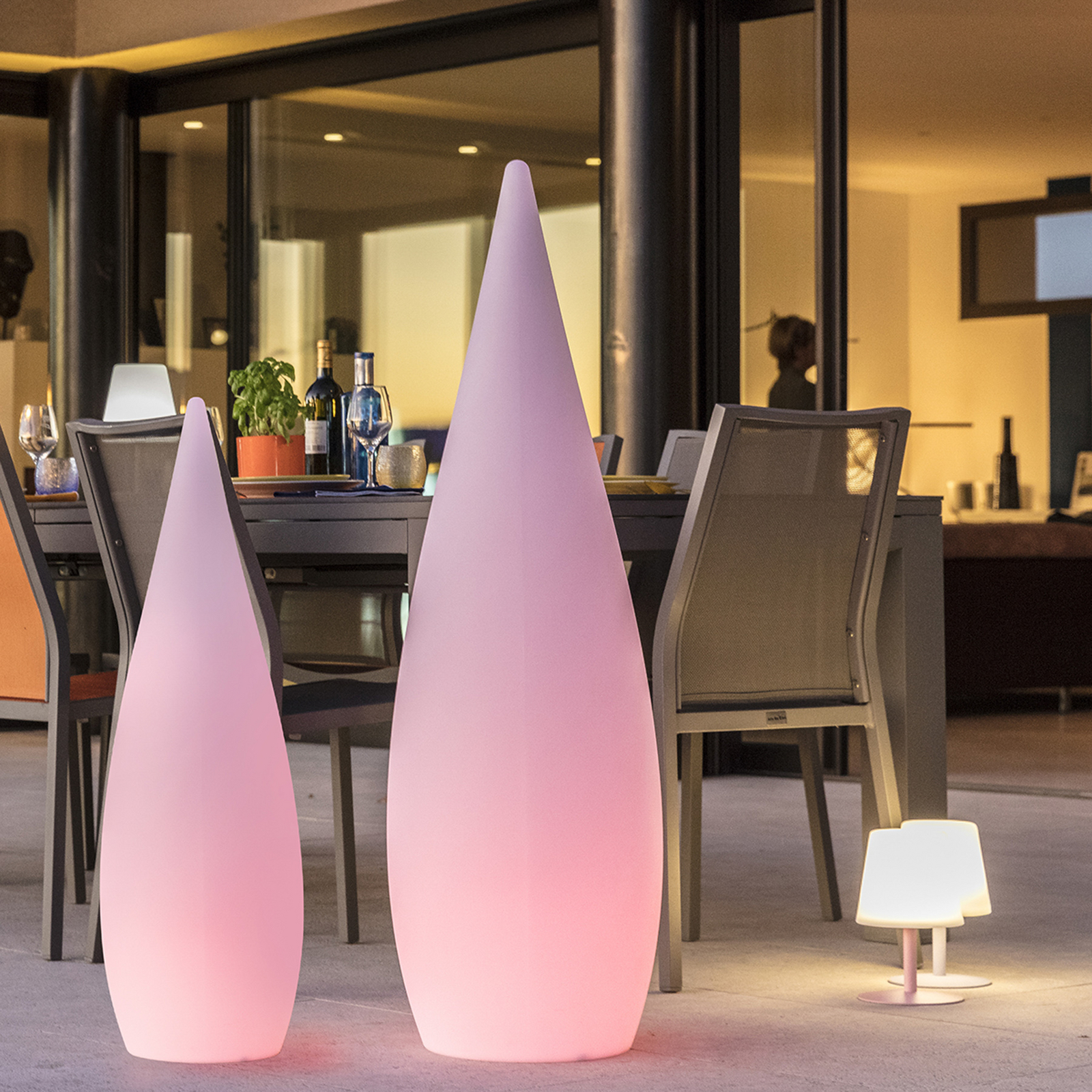 Classy white LED solar patio lamp, height 80 cm, RGBW Classy white LED solar patio lamp, height 80 cm, RGBW