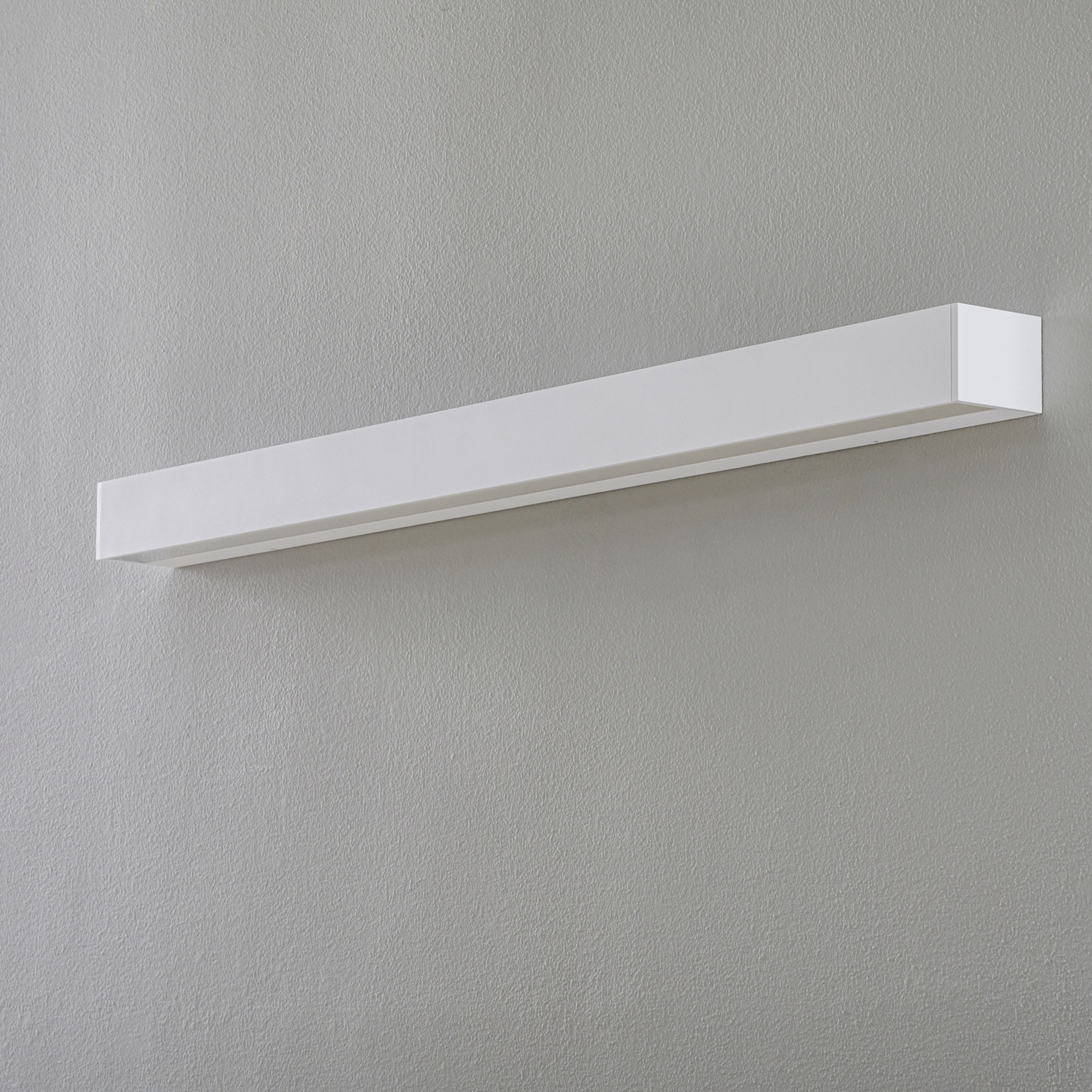 BEGA 50802/50806 LED-Wandlampe 3.000K 122cm breit