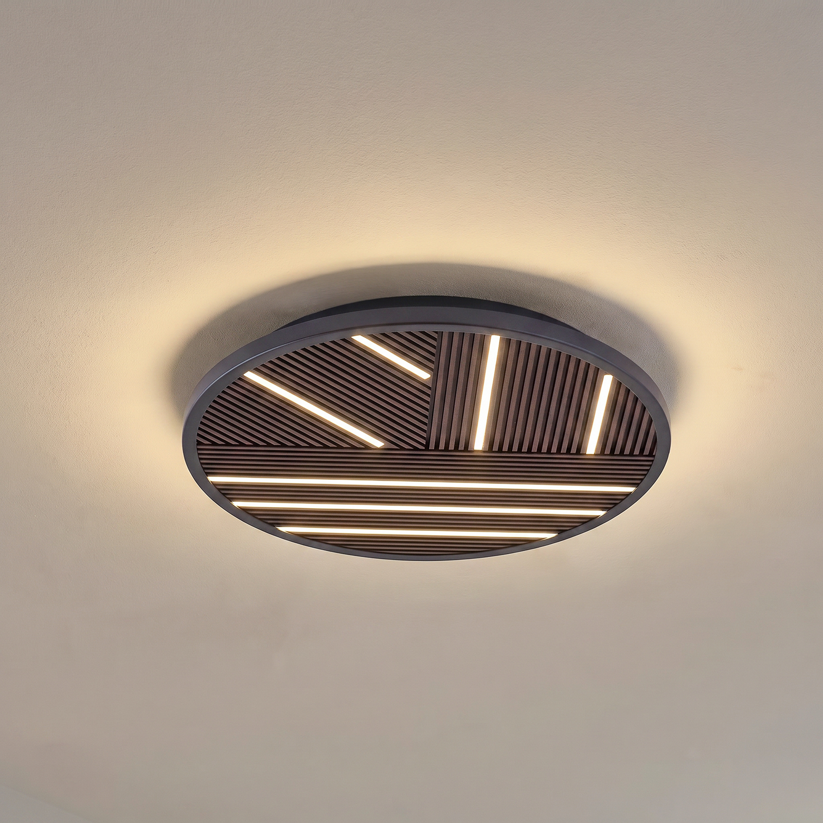 Plafonieră LED Lucande Orven, lemn, Ø 50 cm, dimabil