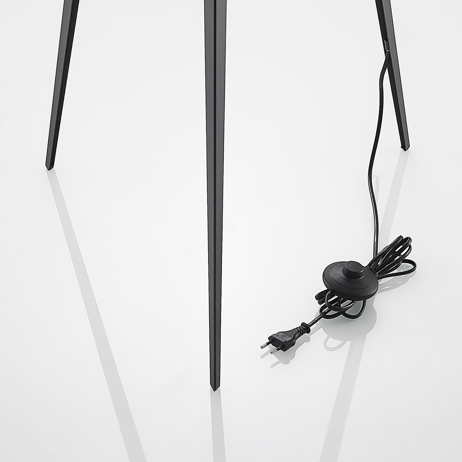 Thoralf Floor Lamp Black - Lindby