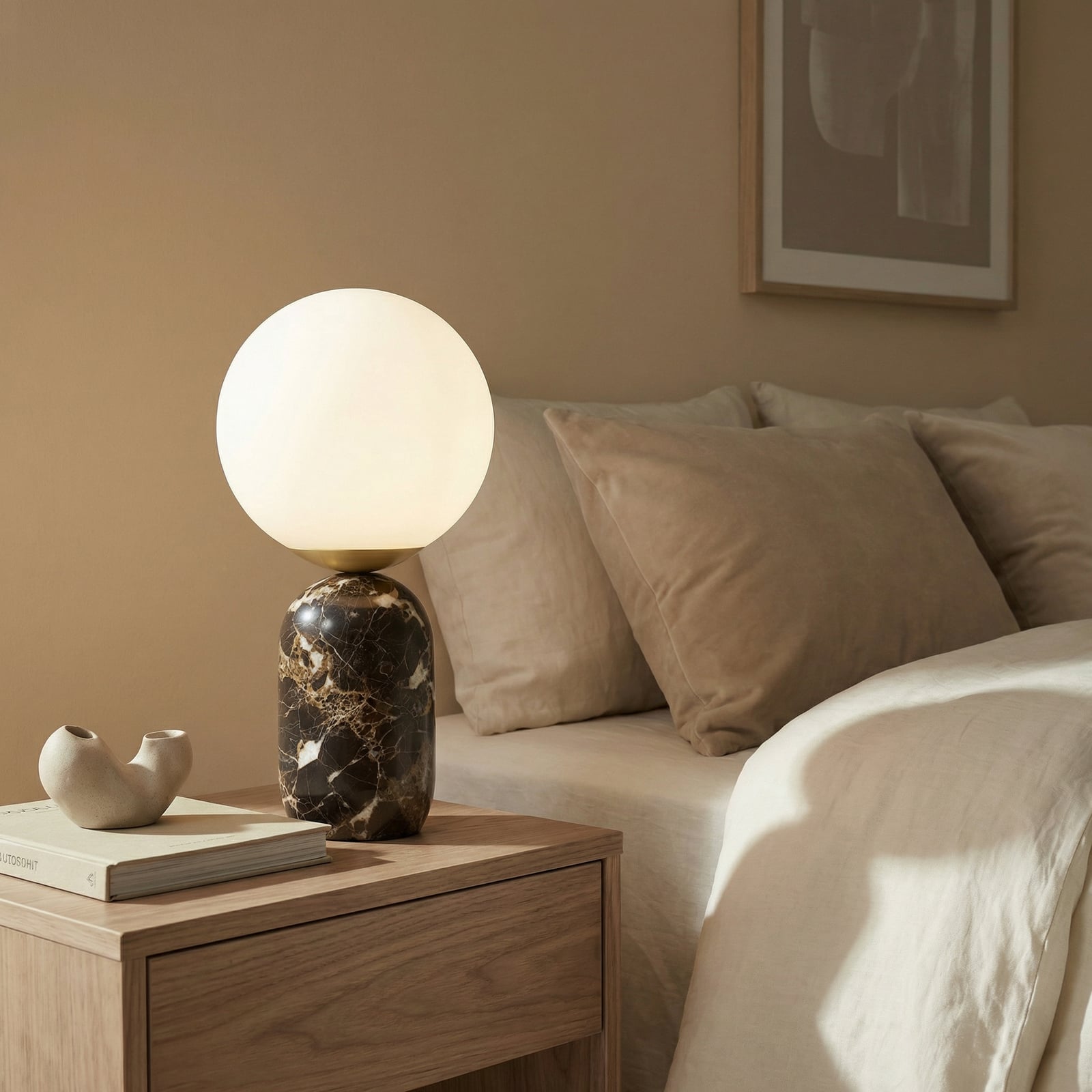 Lindby tafellamp Lennes, bruin, marmer, glas, Ø 20 cm