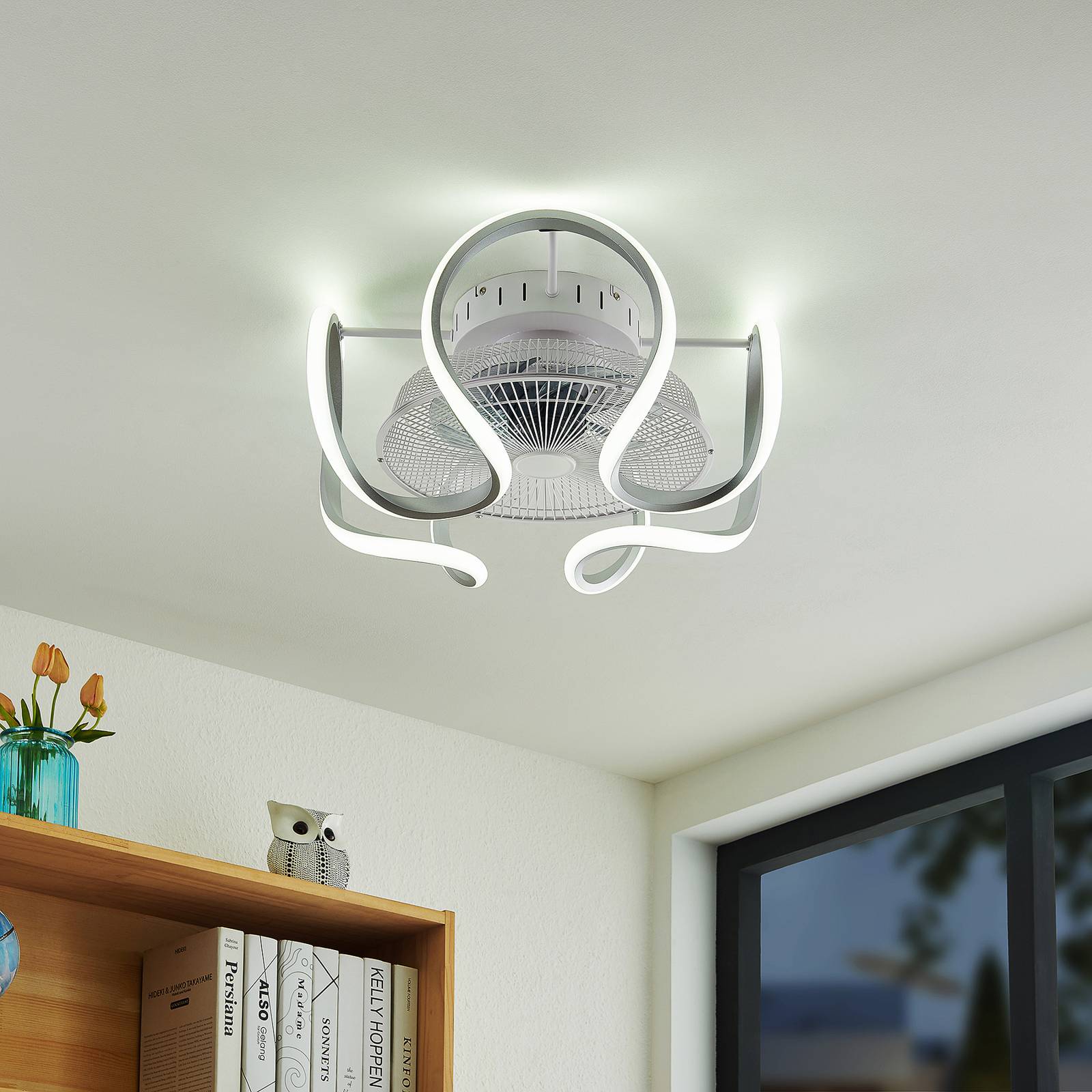 Starluna Lykkela stropný LED ventilátor strieborná