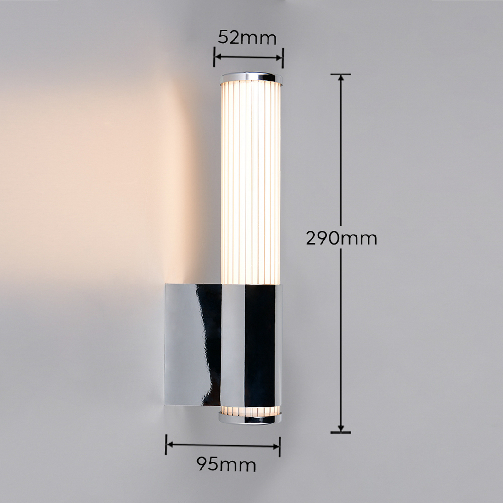 LED sienas lampa „Stefano“, hroma krāsā, augstums 29 cm, metāls, IP44 LED sienas lampa „Stefano“, hroma krāsā, augstums 29 cm, metāls, IP44