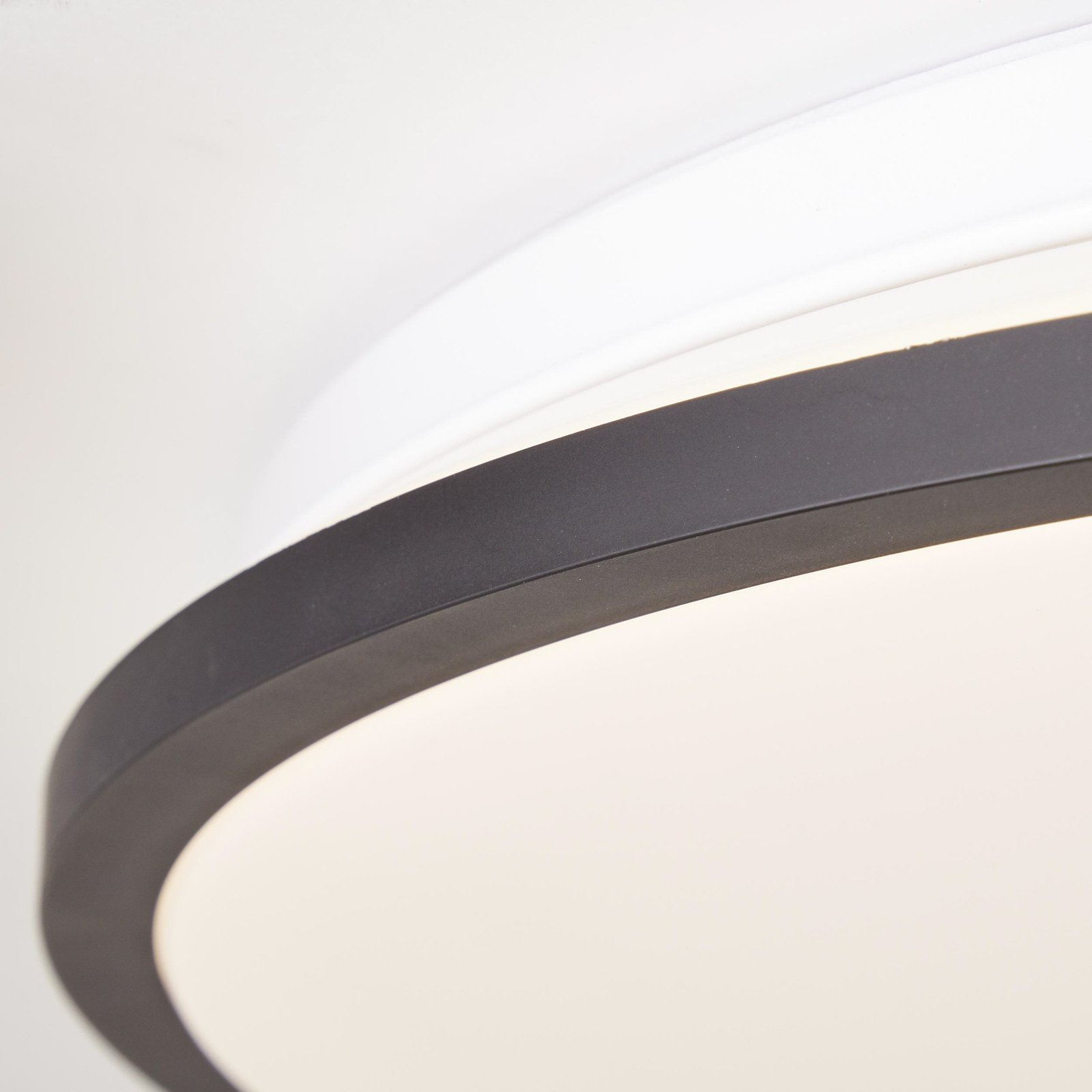 LED stropné svietidlo Heida, Ø 49 cm, čierne, CCT, RGB, kov