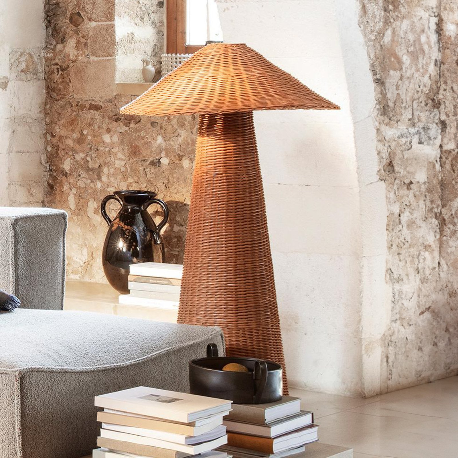 ferm LIVING stojacia lampa Dou, ratan, železo, výška 131 cm