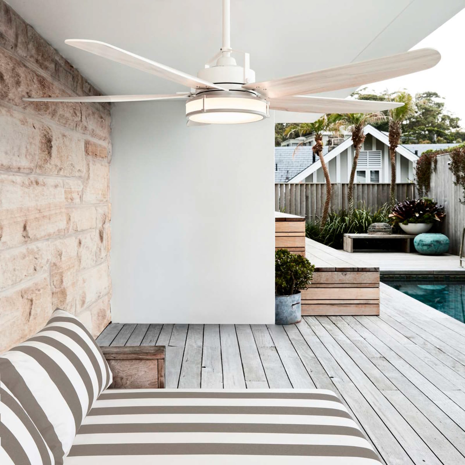 Louisville Deckenventilator mit Licht, weiß, leise - Beacon