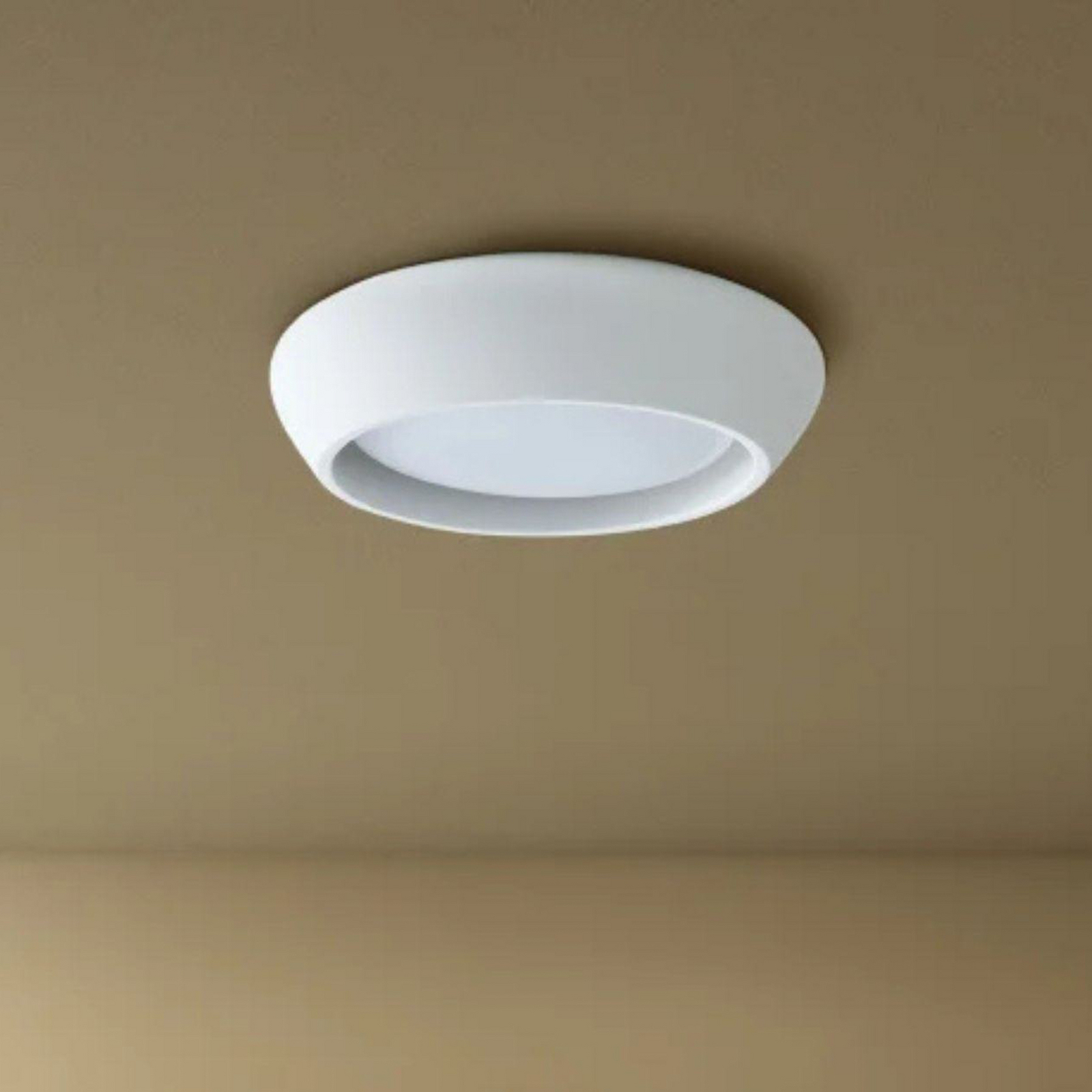 Candeeiro de teto Fjord, branco, gesso, Ø 28 cm, GX53 - Beacon Candeeiro de teto Fjord, branco, gesso, Ø 28 cm, GX53 - Beacon