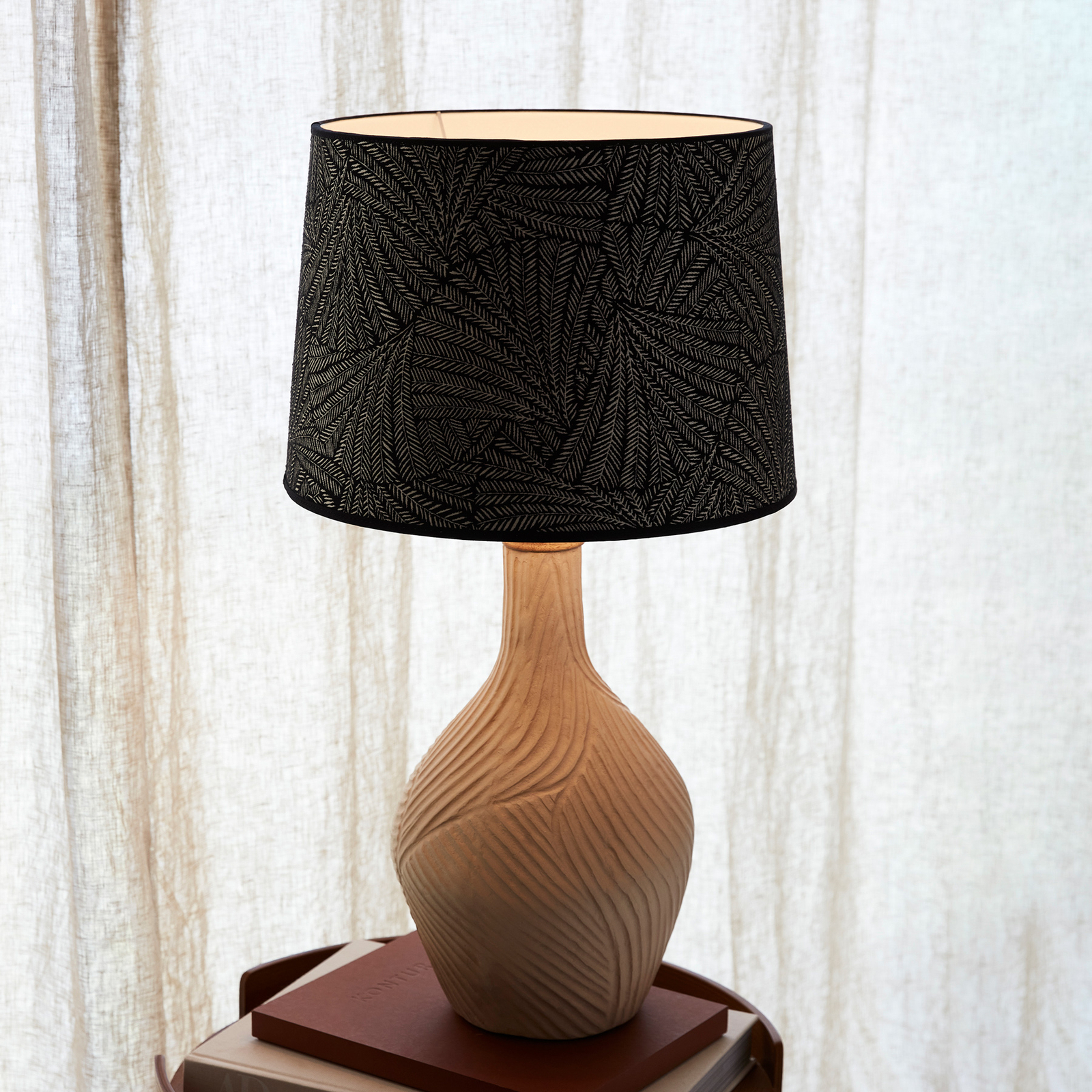 PR Home Hope table lamp Ø 35 cm beige/black