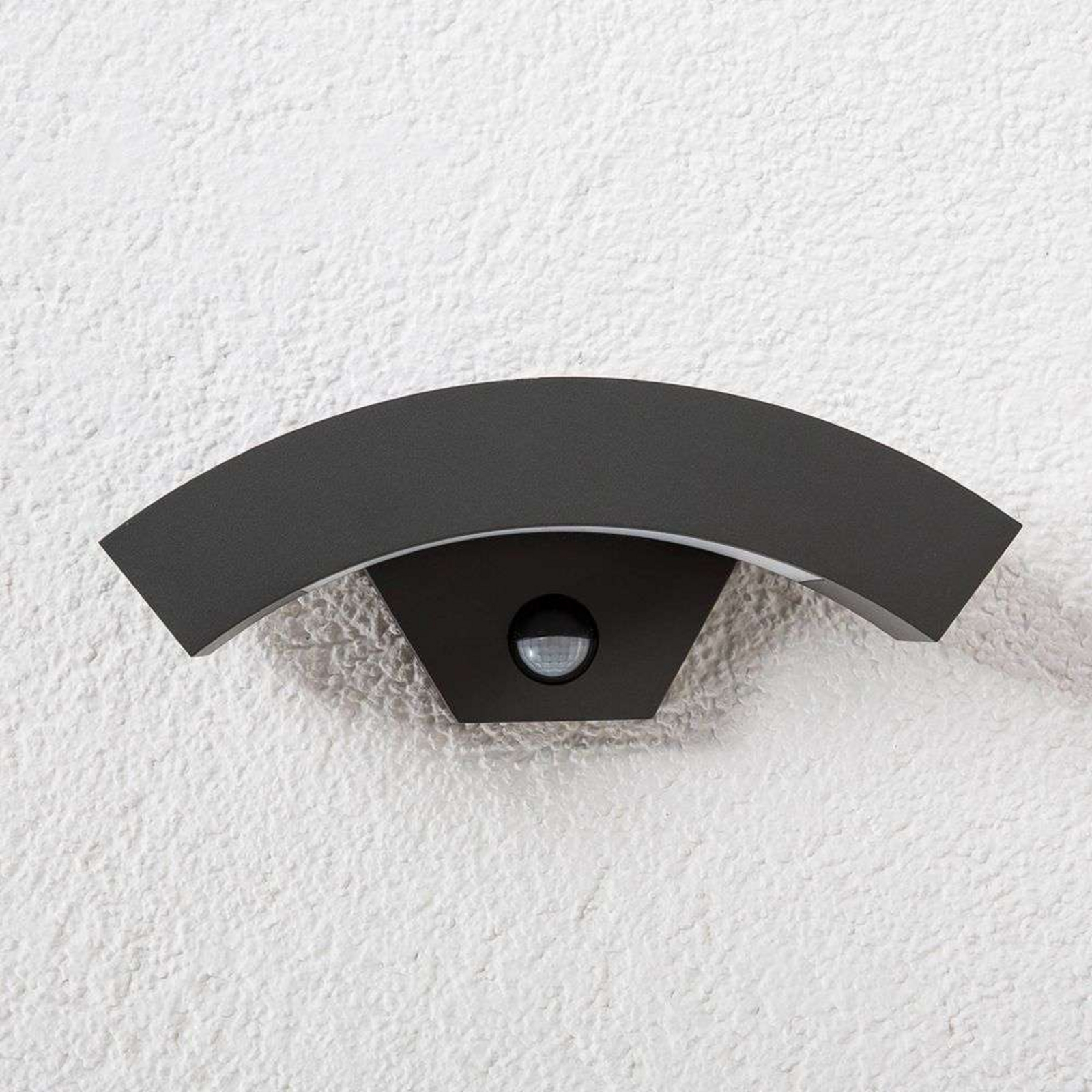 Lennik LED C Aplica de Exterior w/Sensor Graphite - Lucande