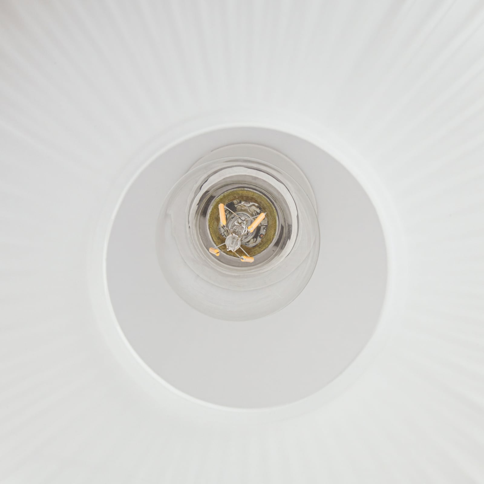 Evey Deckenleuchte, Ø 25 cm, weiß/beige, Glas - NOLA Evey Deckenleuchte, Ø 25 cm, weiß/beige, Glas - NOLA