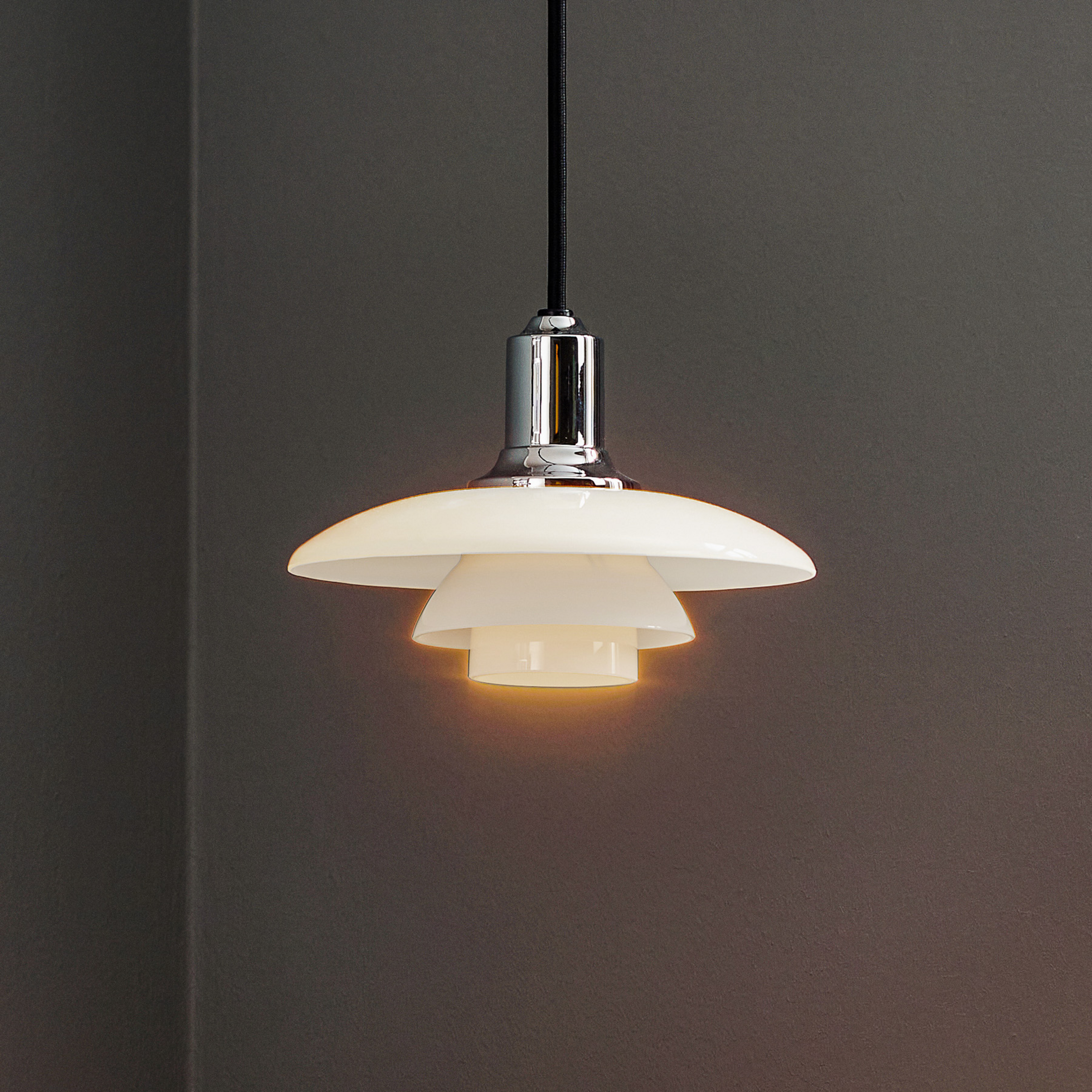 Louis Poulsen PH 2/1 szklana lampa wisząca, chrom