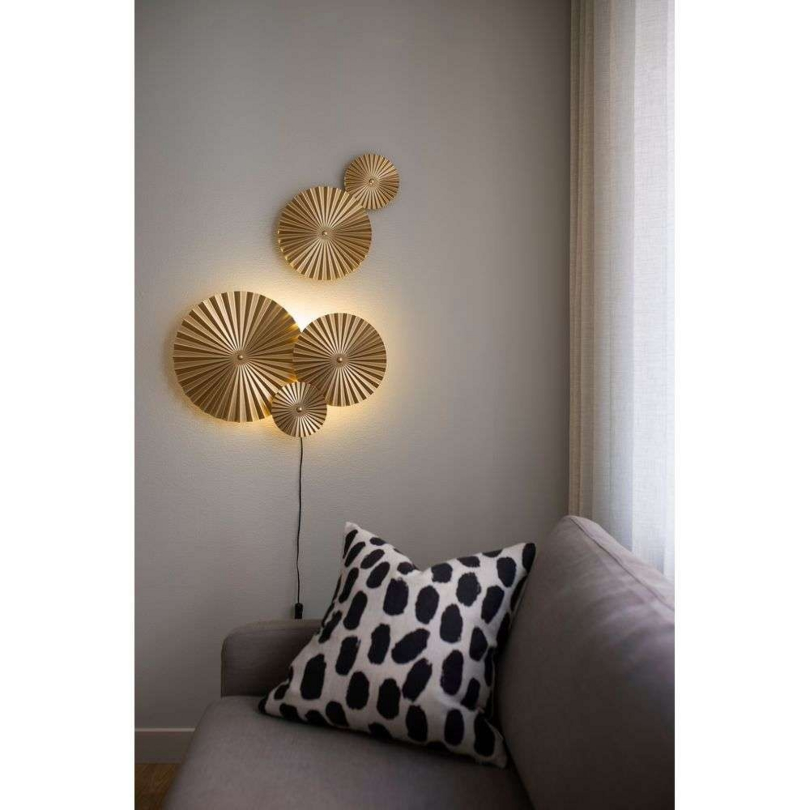 Omega Candeeiro de Parede Brass - Globen Lighting