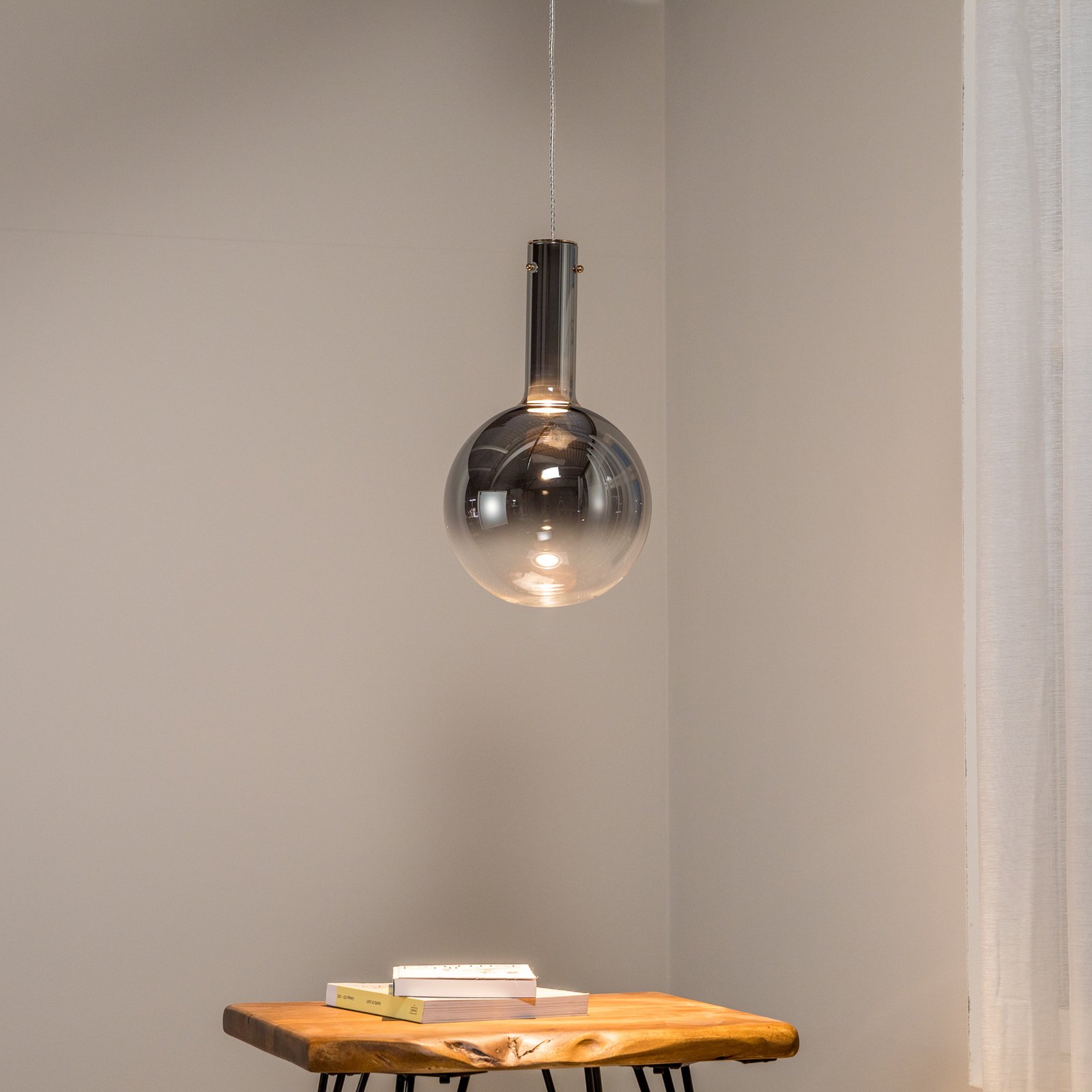 Toronto pendant light, chrome-transparent glass globe, Ø 25 cm