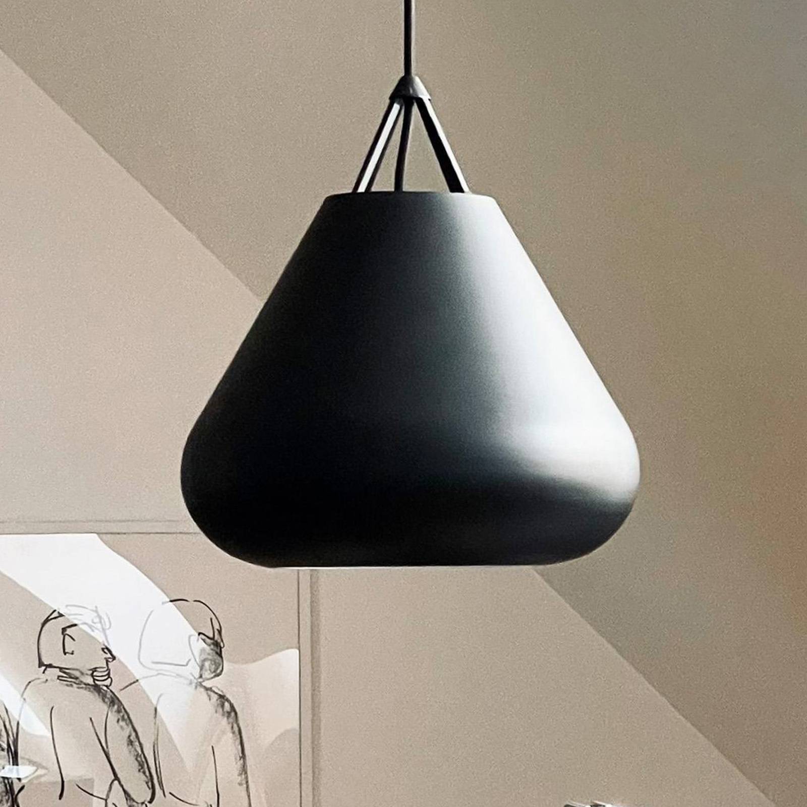 Lampa wisząca Dyberg Larsen Volta, czarna, Ø 26 cm, metal