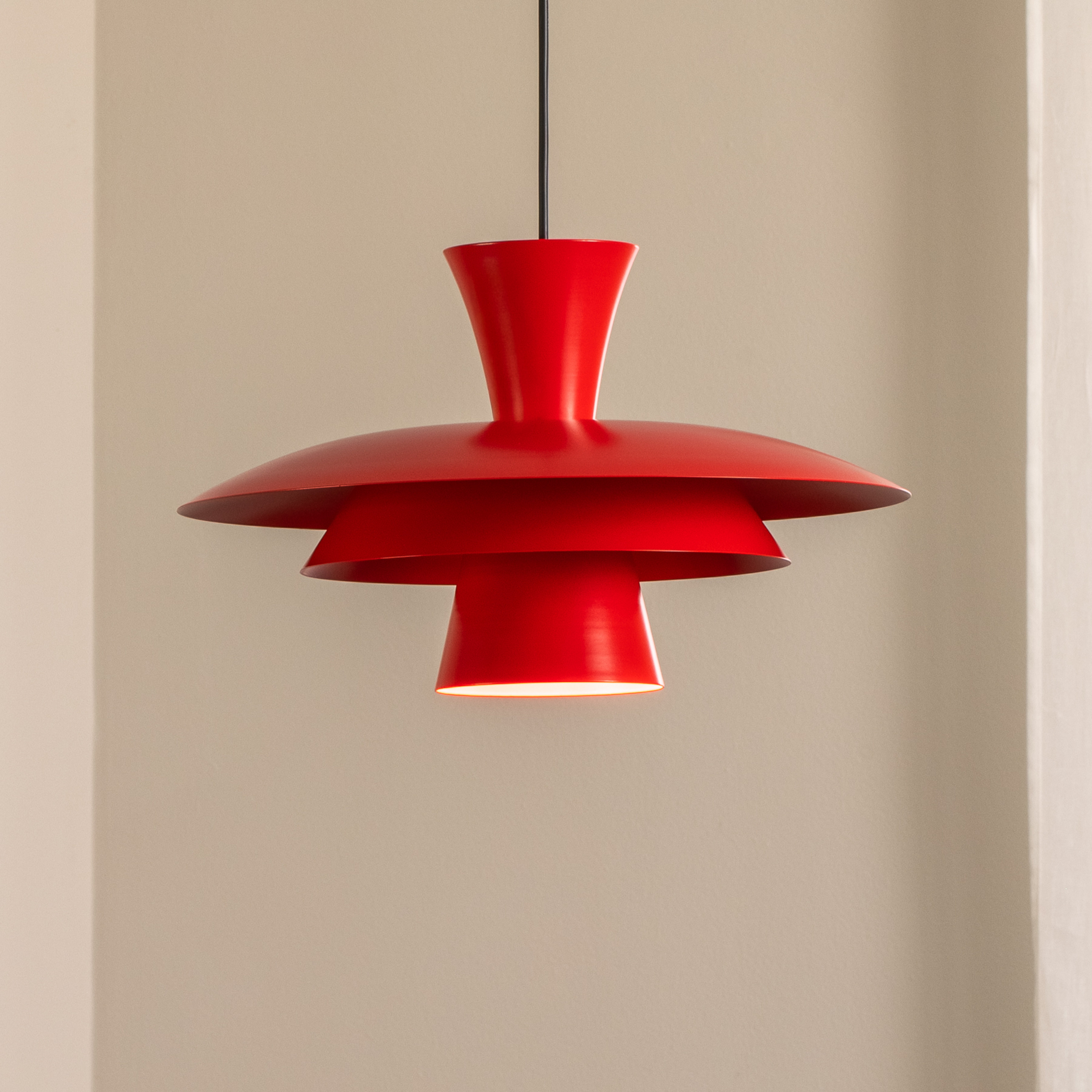 Hängeleuchte Plato, rot, Metall, Ø 38 cm, E27
