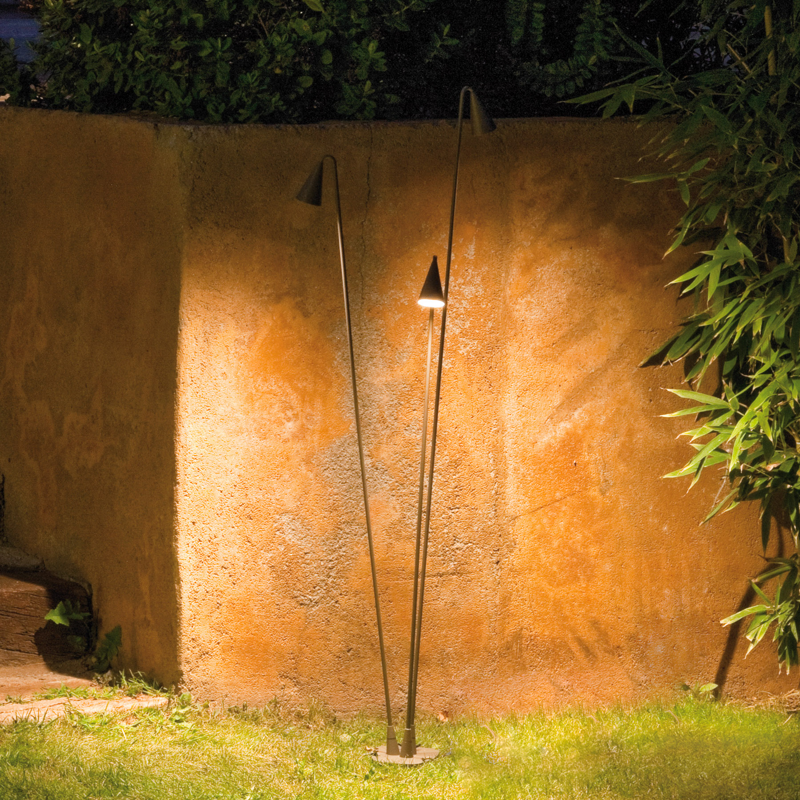 udendørs LED-gulvlampe Brisa, 3 lyskilder, khaki