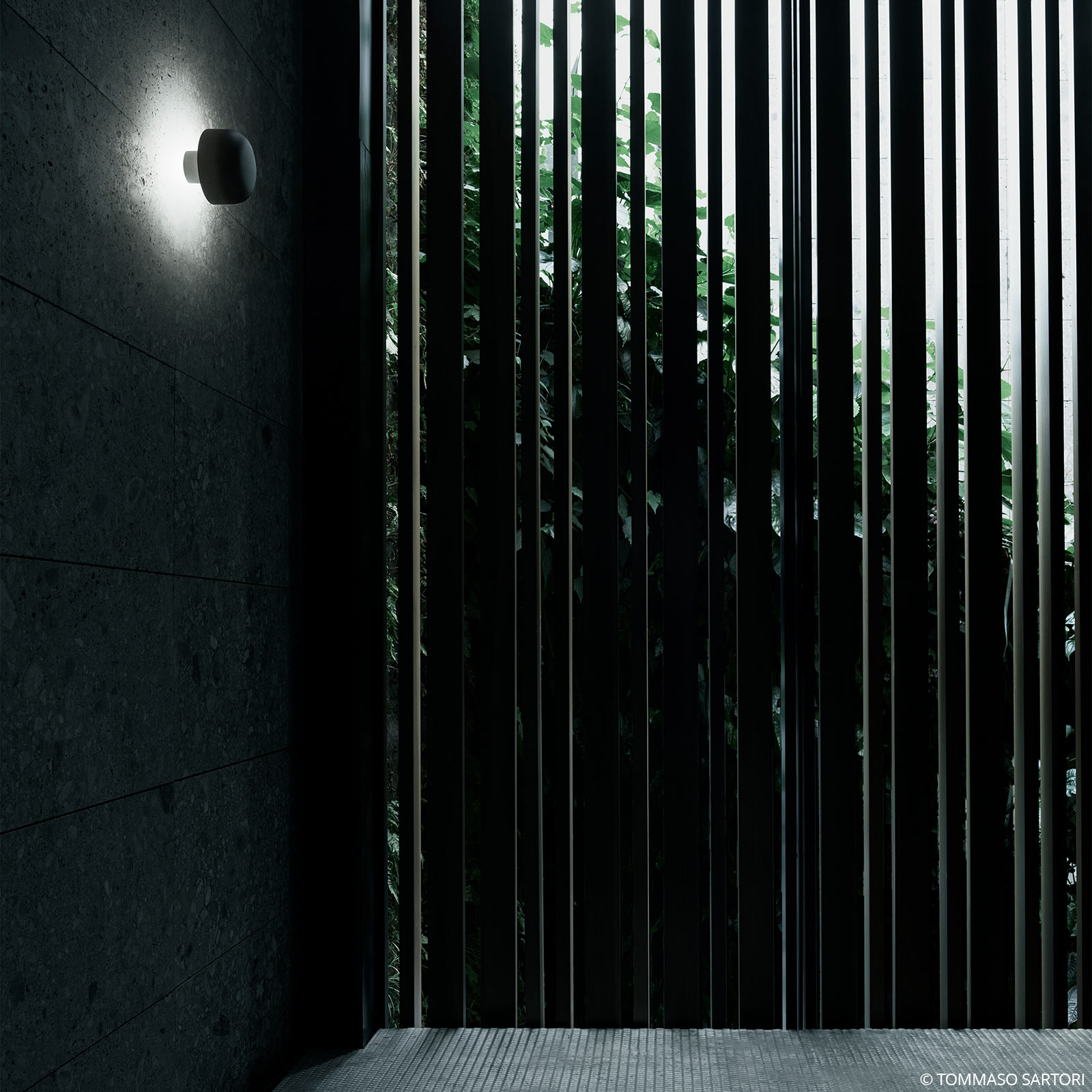 Flos FLOS Bellhop outdoor wall light 4,000 K black, aluminium, steel, stainless steel, 8 W, energy efficiency: A+