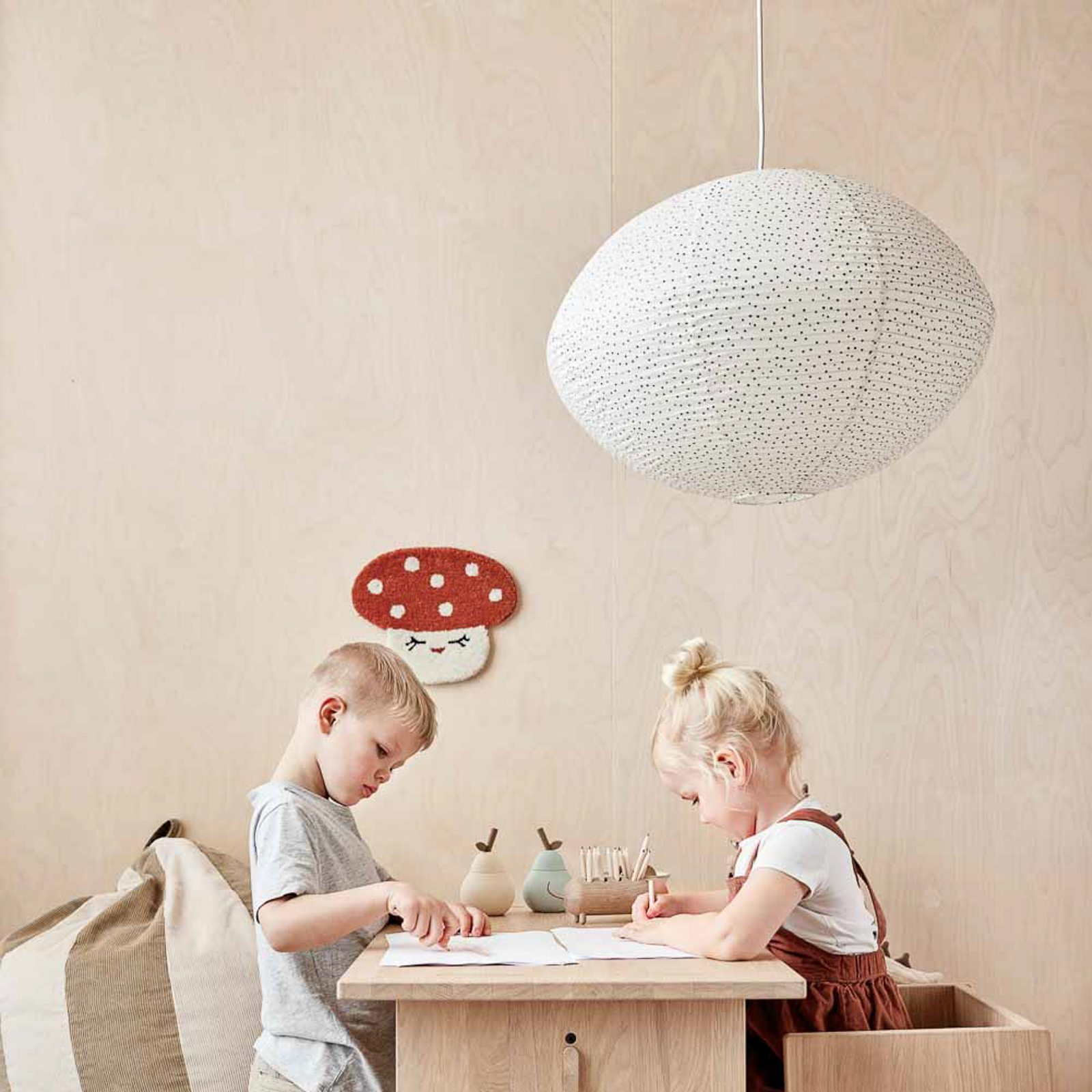 Moyo Lampenschirm, weiß/Punkte, Ø 41 cm - OYOY Living Design