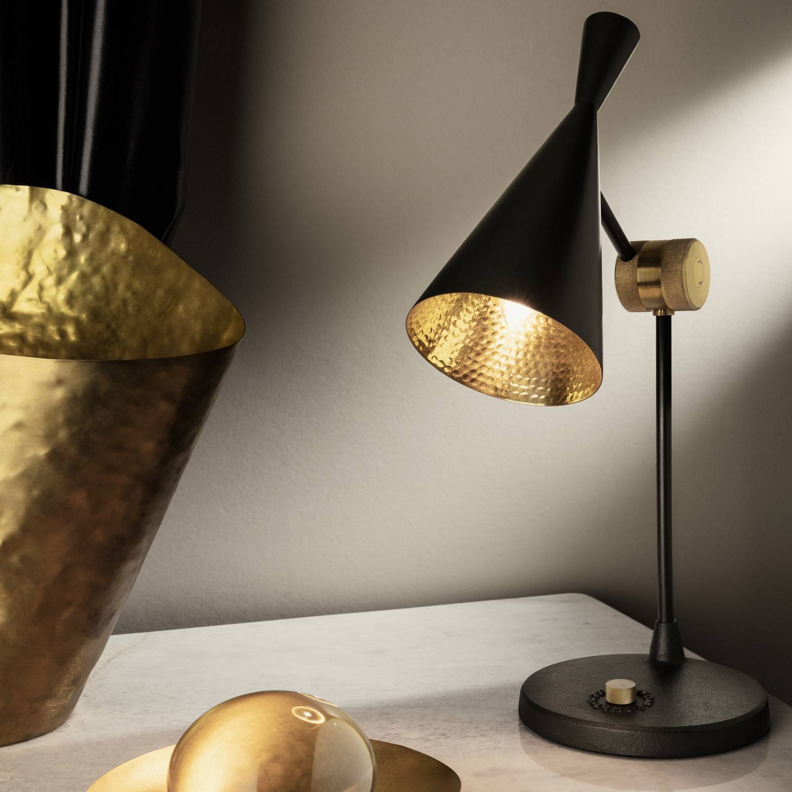 Tom Dixon Beat Table lampa stołowa, czarna