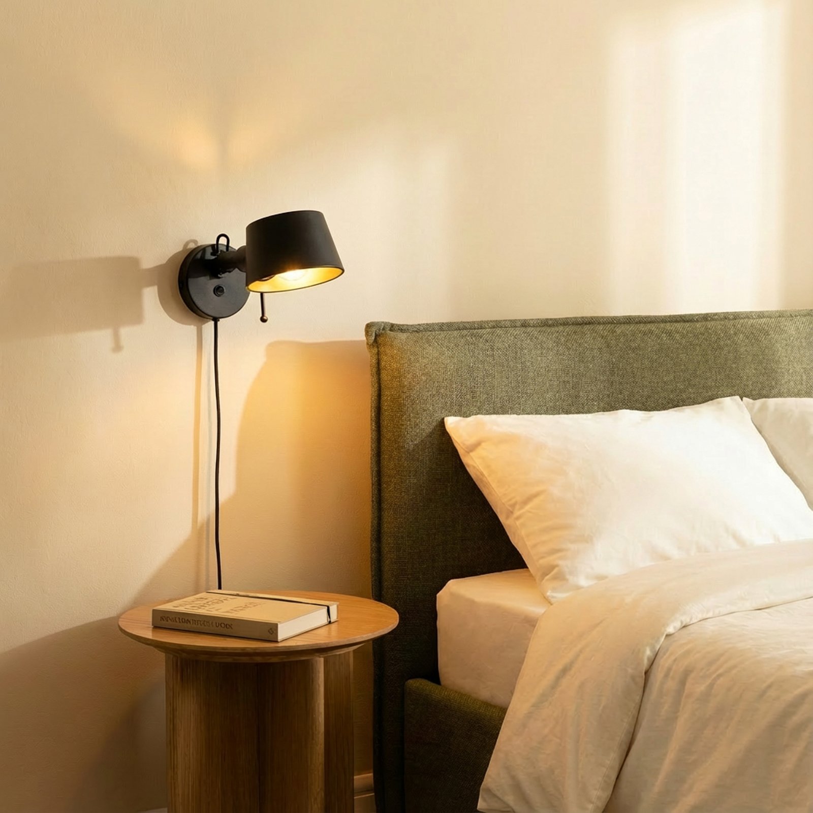 Lucande Applique Silka, 14 cm, nera, flessibile, spina