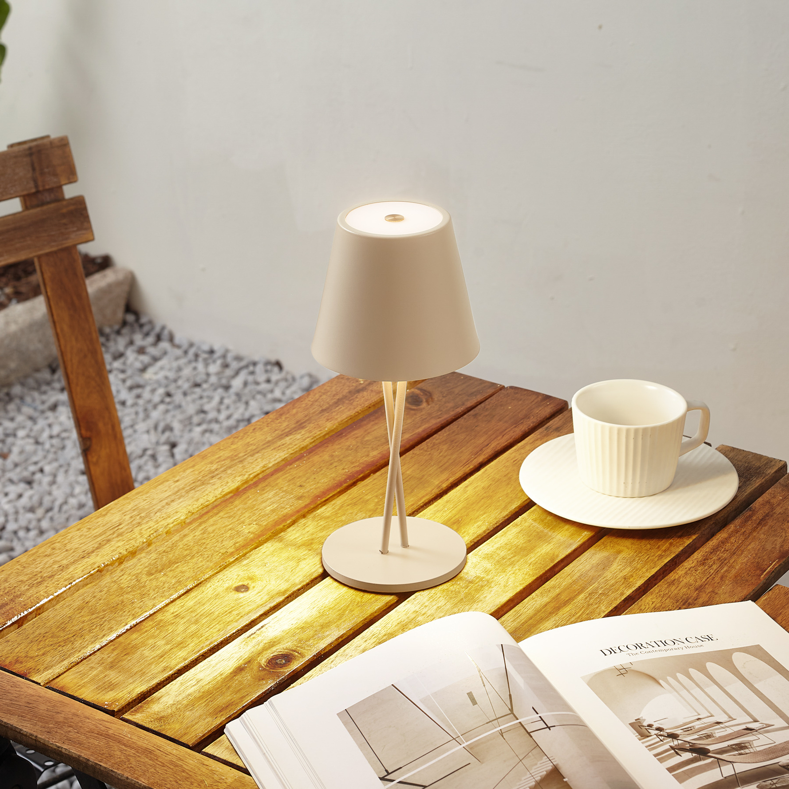 Lindby Lampada da tavolo ricaricabile a LED Janea, incrociata, beige,