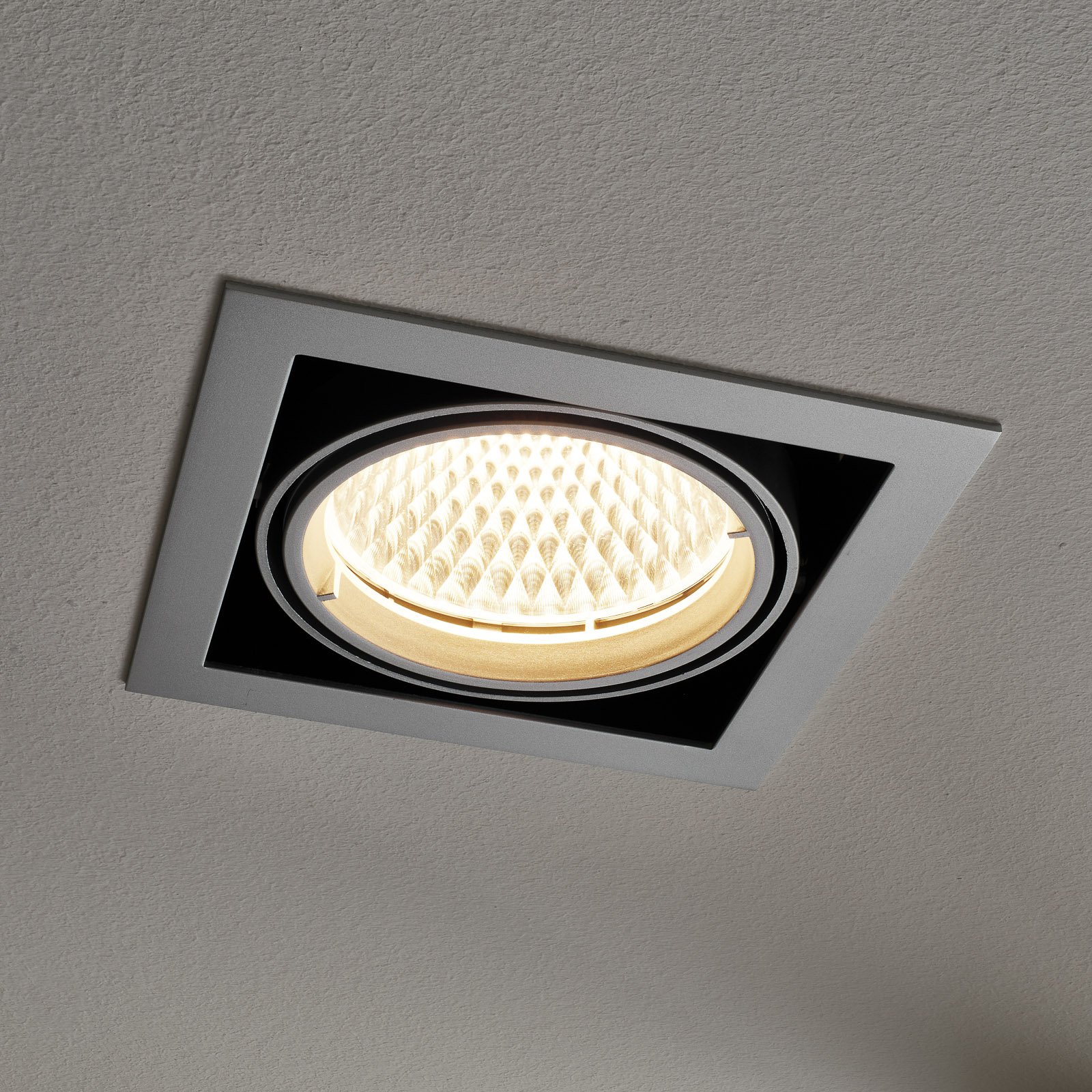Arcchio Adin LED-Einbaulampe, 3.000K, 25,9W, grau