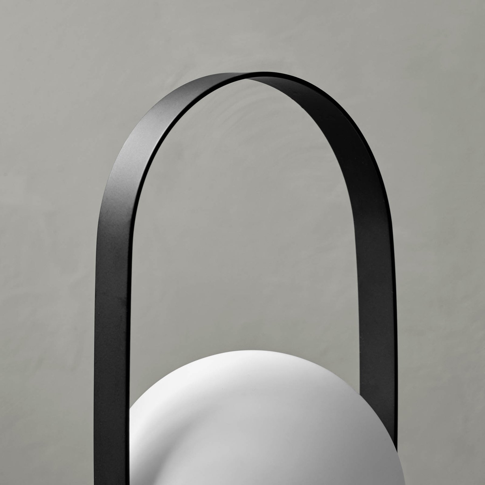Carrie Portable Taffellamp Black - Audo Copenhagen