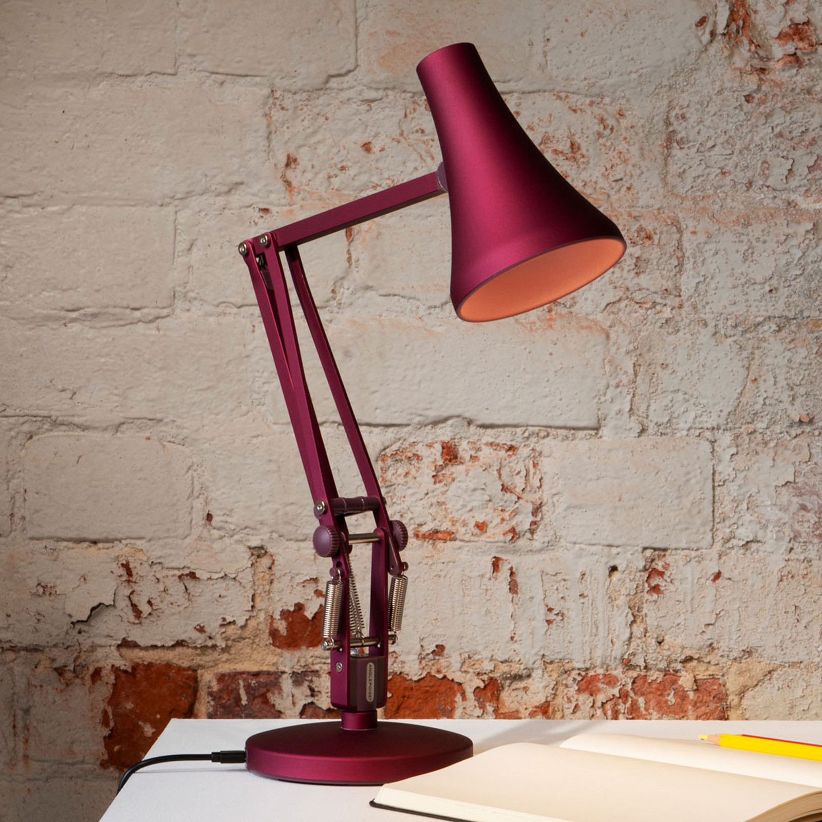 Anglepoise 90 Mini lampă de masă LED roșu - Camera de zi / sufragerie - Design industrial - Metal