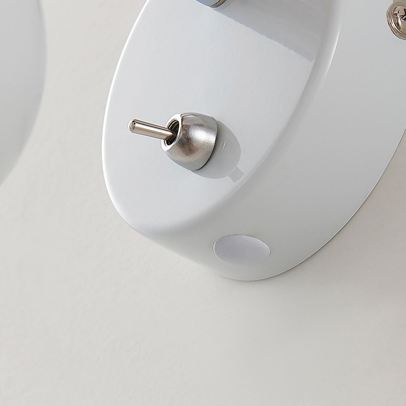 Fridolin Vegglampe White - Lindby