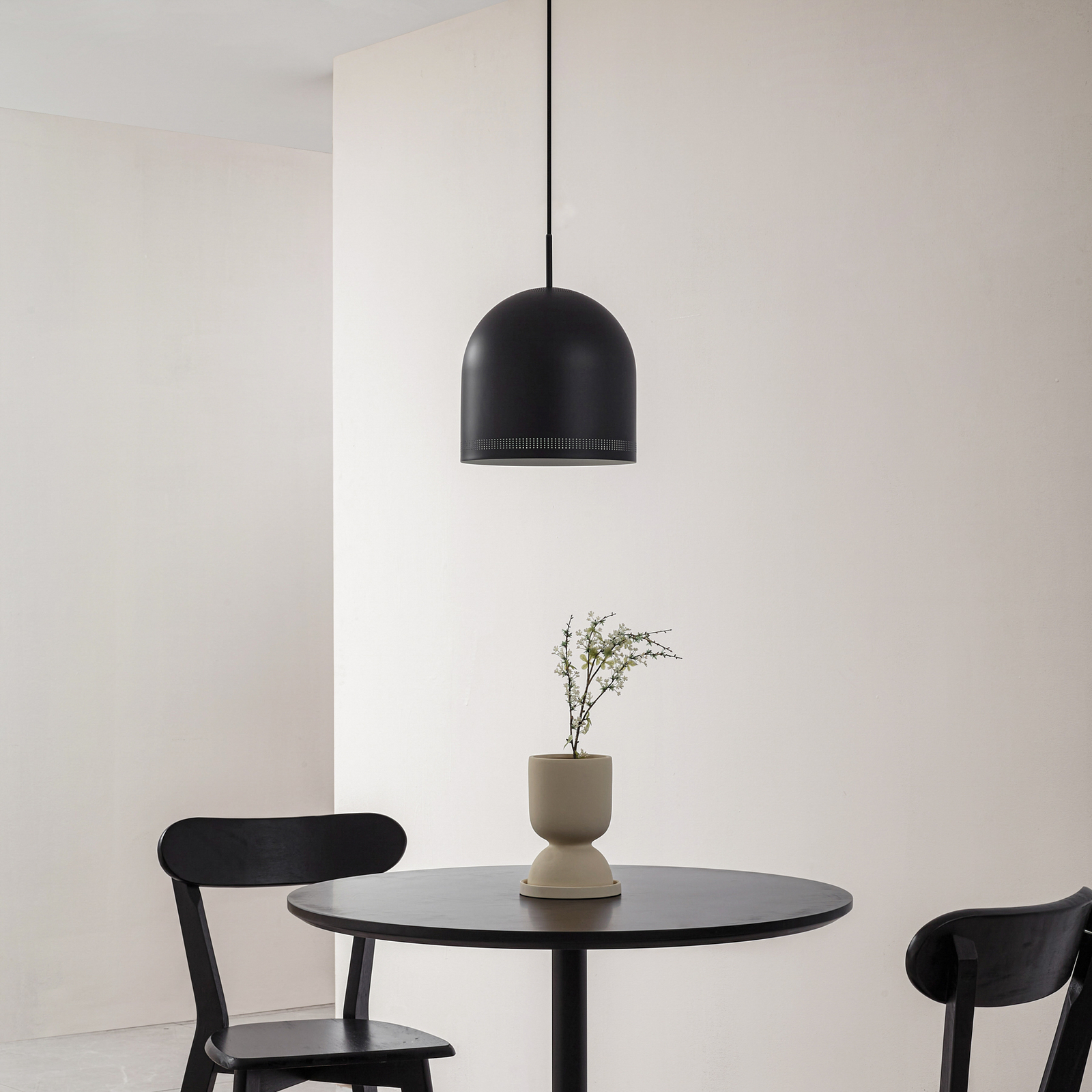 NOLA Hängeleuchte Oura, Ø 25 cm, schwarz, Eisen, E27