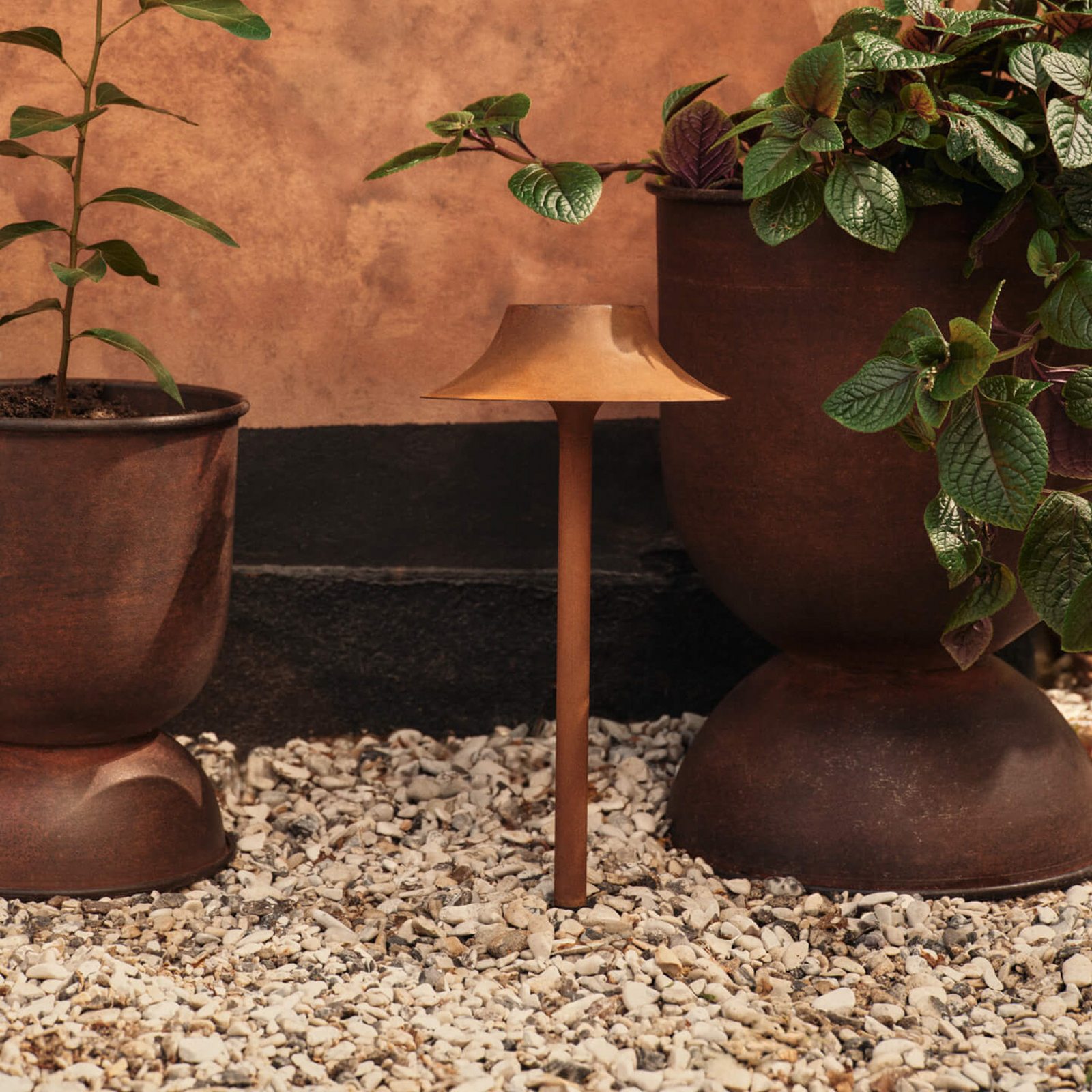 HOURGLASS Plant pot, iron rust colour, 43 cm - ferm LIVING