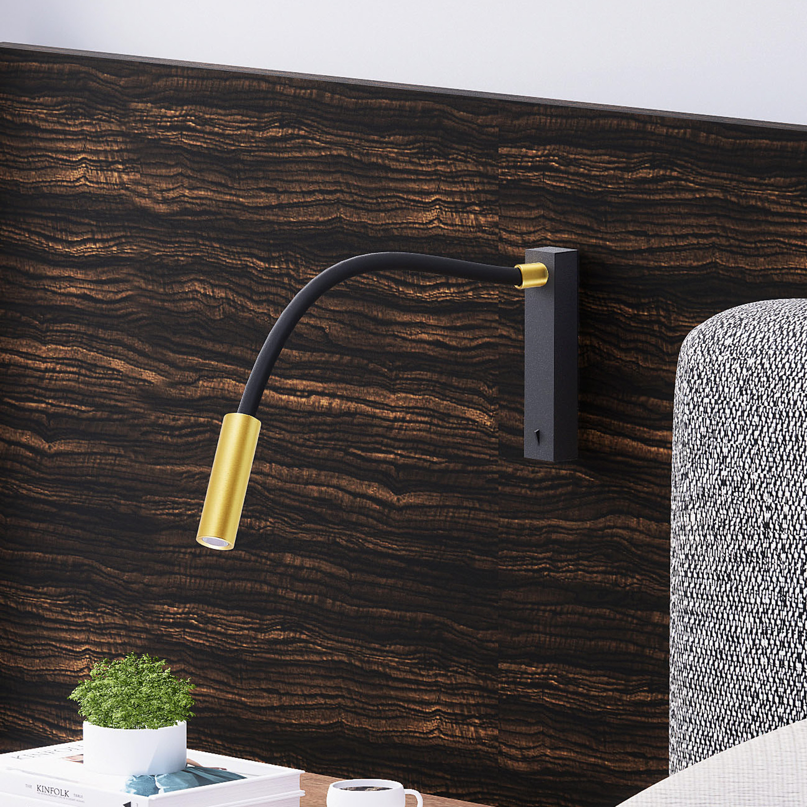 Molto Luce Arok LED wall lamp, black/gold, aluminium