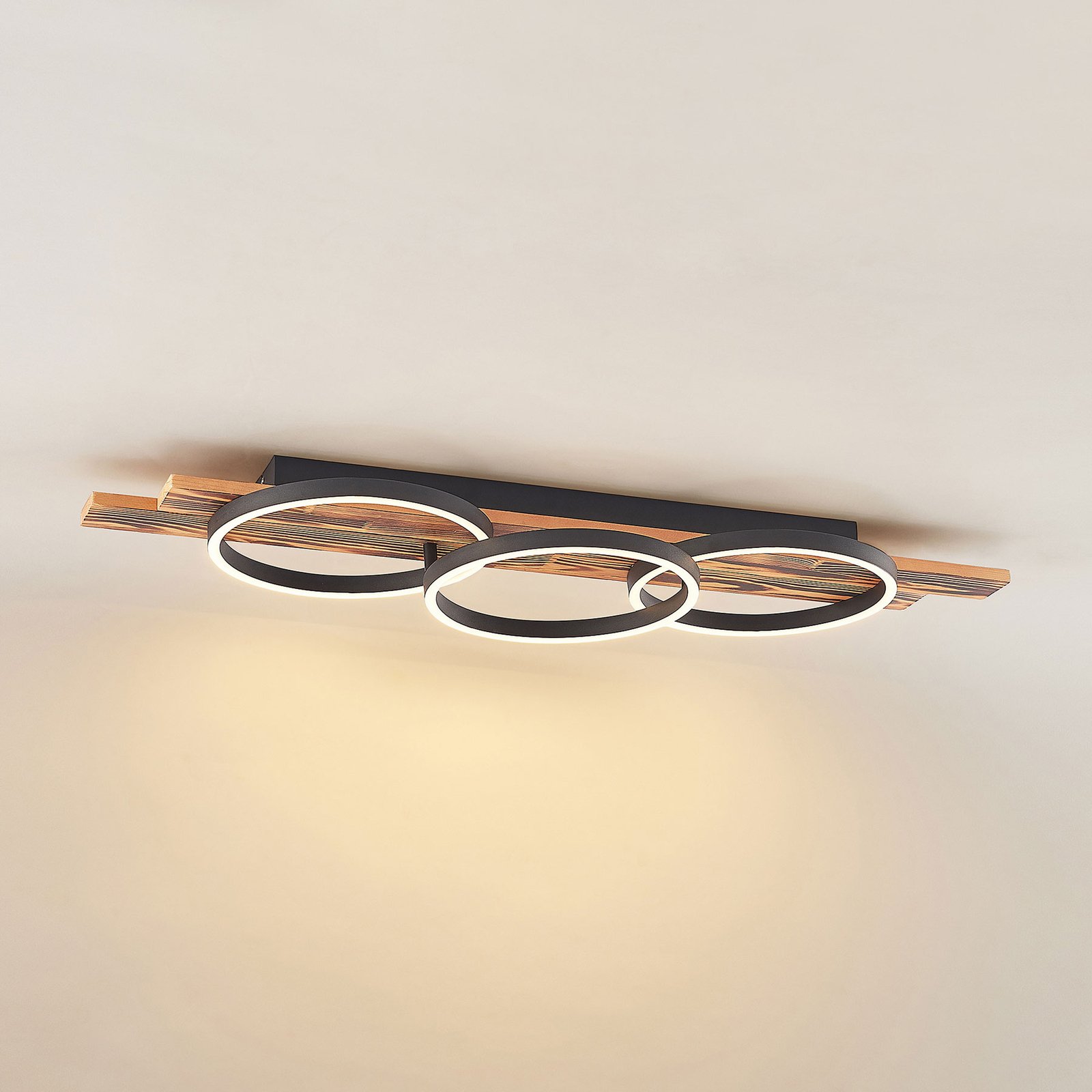 Sentoa LED Plafondlamp L100 Light Wood/Black - Lindby