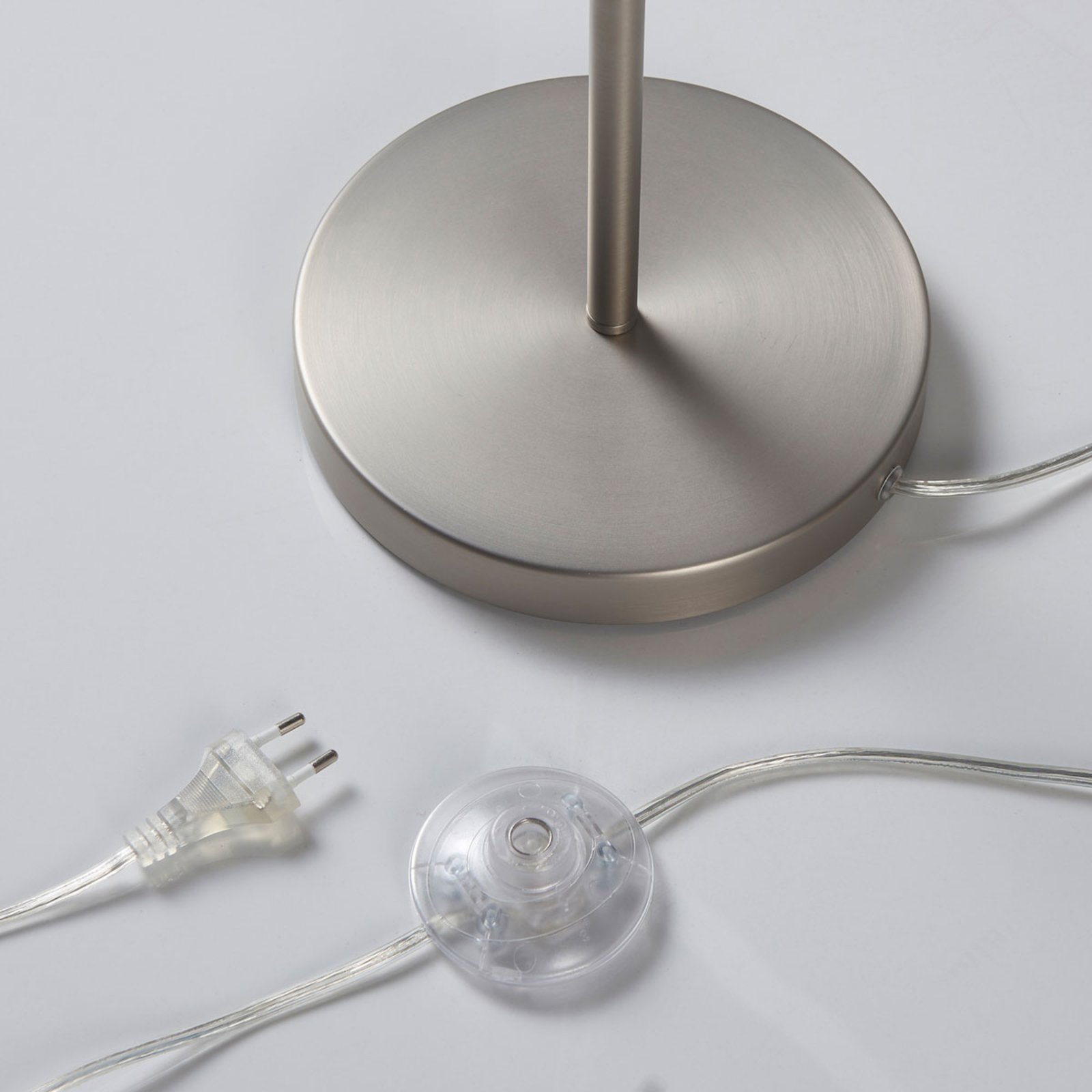 Vinsta Stojací Lampa Opal White/Satin Nickel - Lindby
