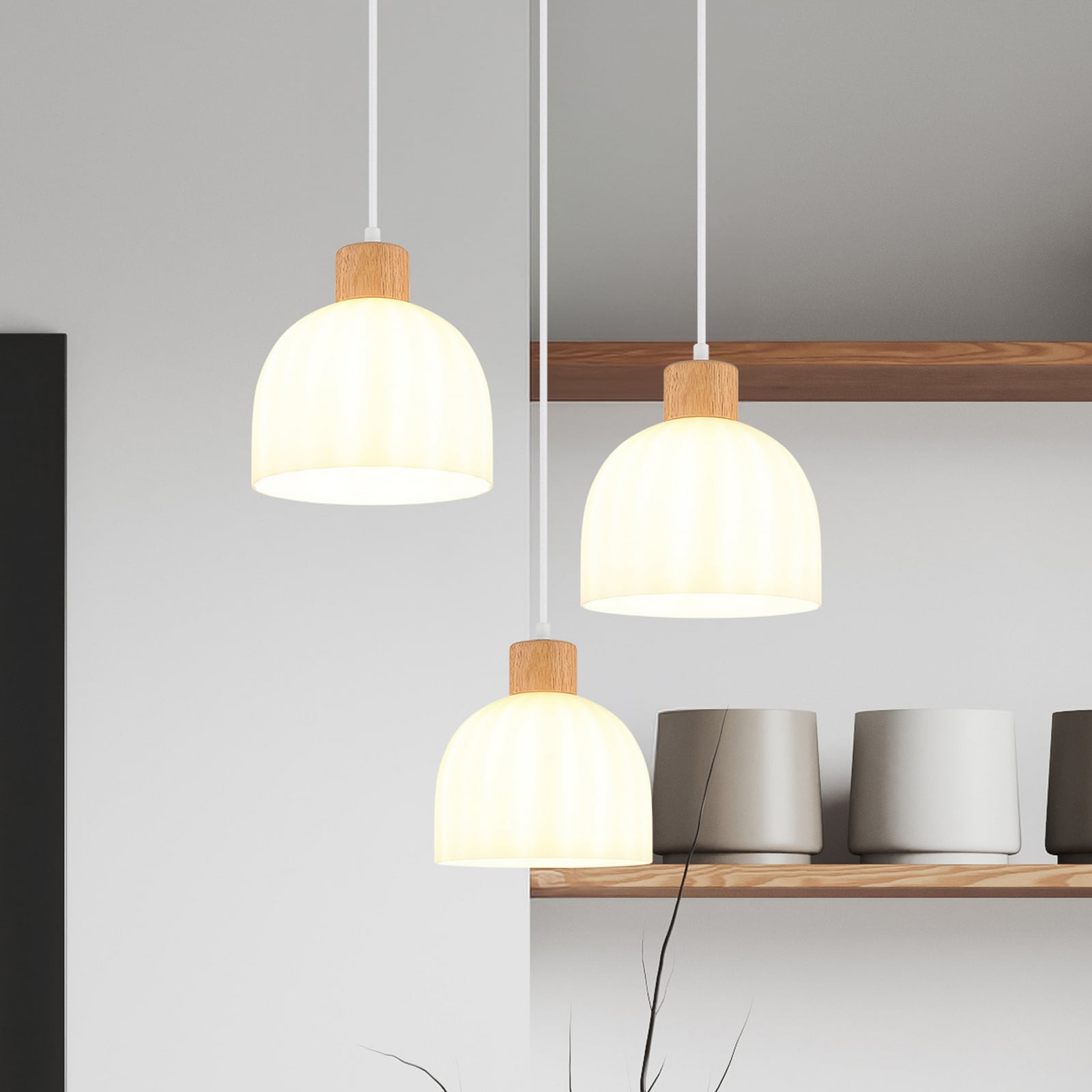 Lampă suspendată Swanson, Ø 51 cm, alb/maro, metal/lemn, cu 3 becuri.