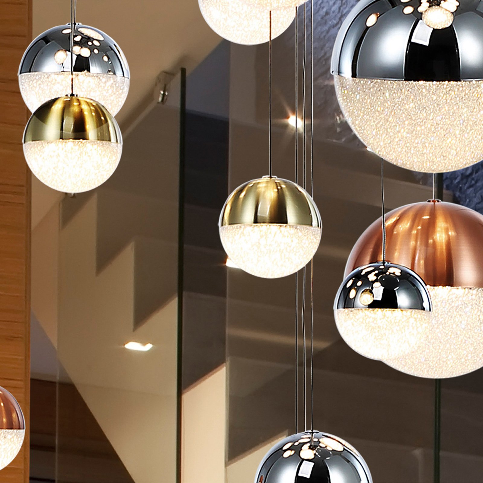 LED piekaramais gaismeklis Sphere, 27 gaismas, daudzkrāsains, Ø 83 cm,