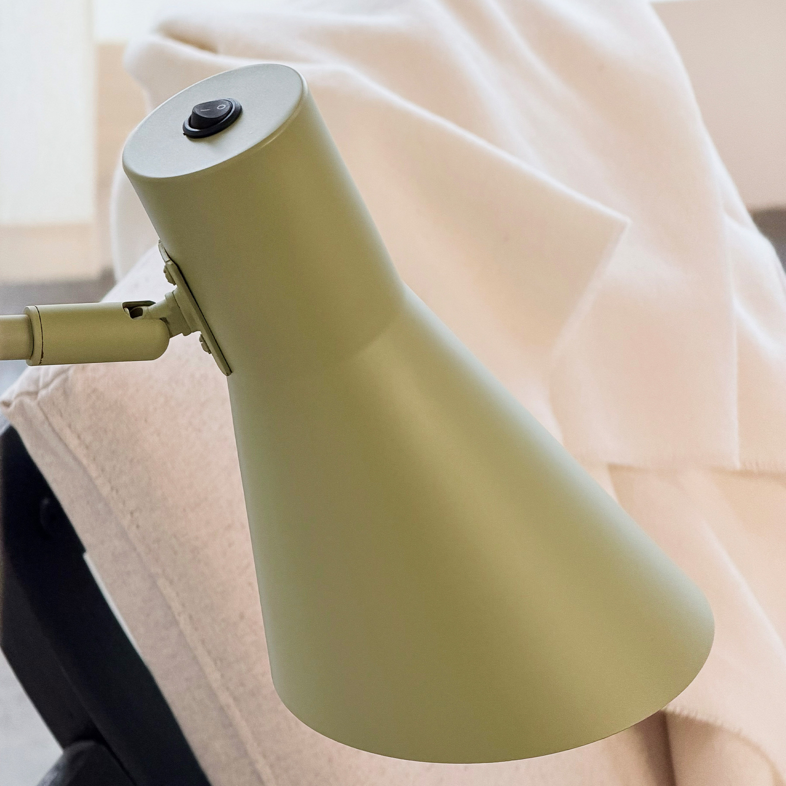 Zidna svjetiljka DL12, zelena, E27, metalna - Dyberg Larsen