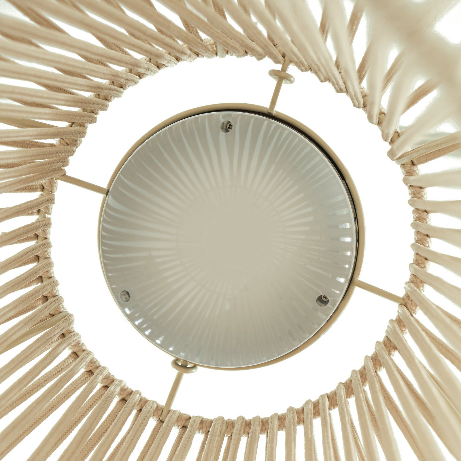 Lindby LED-Solarhängelampe Austas, beige, Ø 32 cm, USB, IP54 Lindby LED-Solarhängelampe Austas, beige, Ø 32 cm, USB, IP54