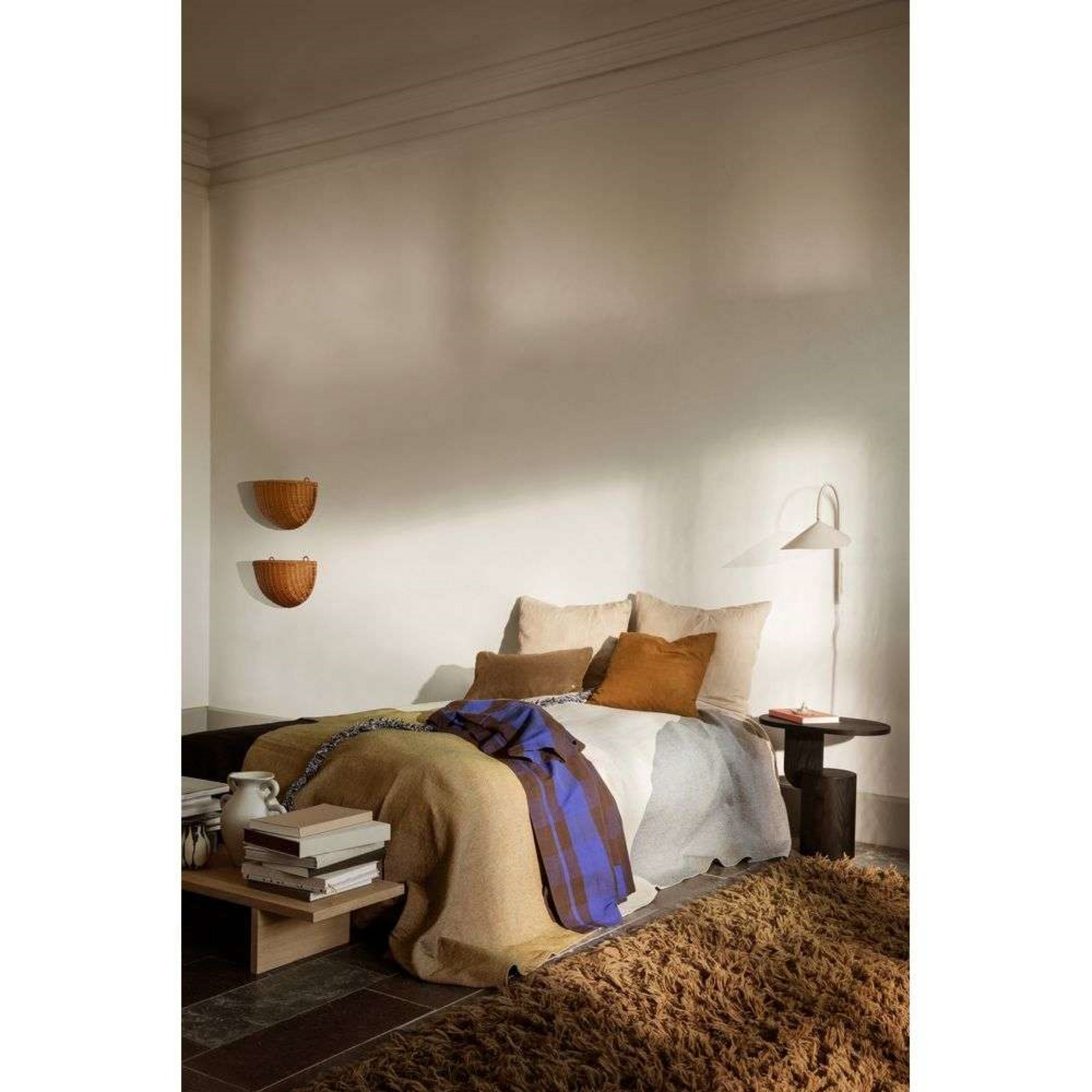 Field Robe Chocolate/Bright Blue - ferm LIVING