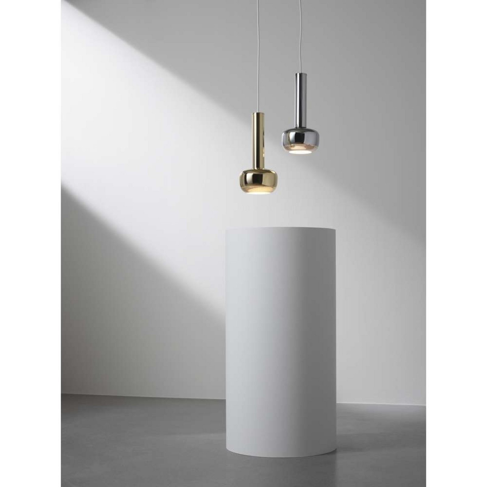 VL 56 Pendant High-Gloss Chrome-Plated - Louis Poulsen