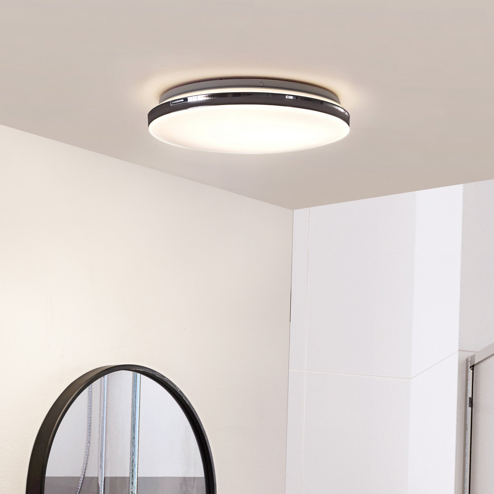 Lindby plafonieră LED Comora Ø 35 cm alb IP44 3000K - Baie - modern - crom alb - Metal