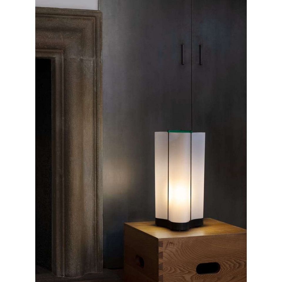 Nemo Lighting Lampe Cabanon Bordslampa Gun Metall/Green, metallisk från Nemo Lighting