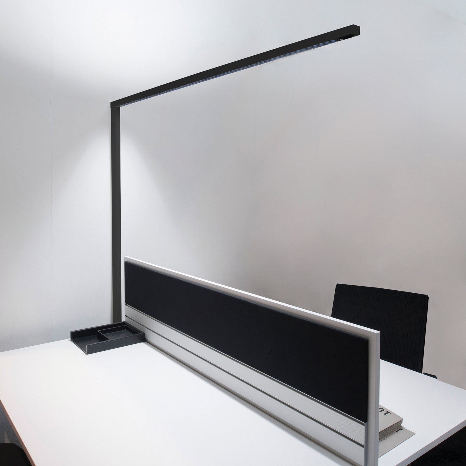 Molto Luce Lens Single F Stehlampe Sensor weiß