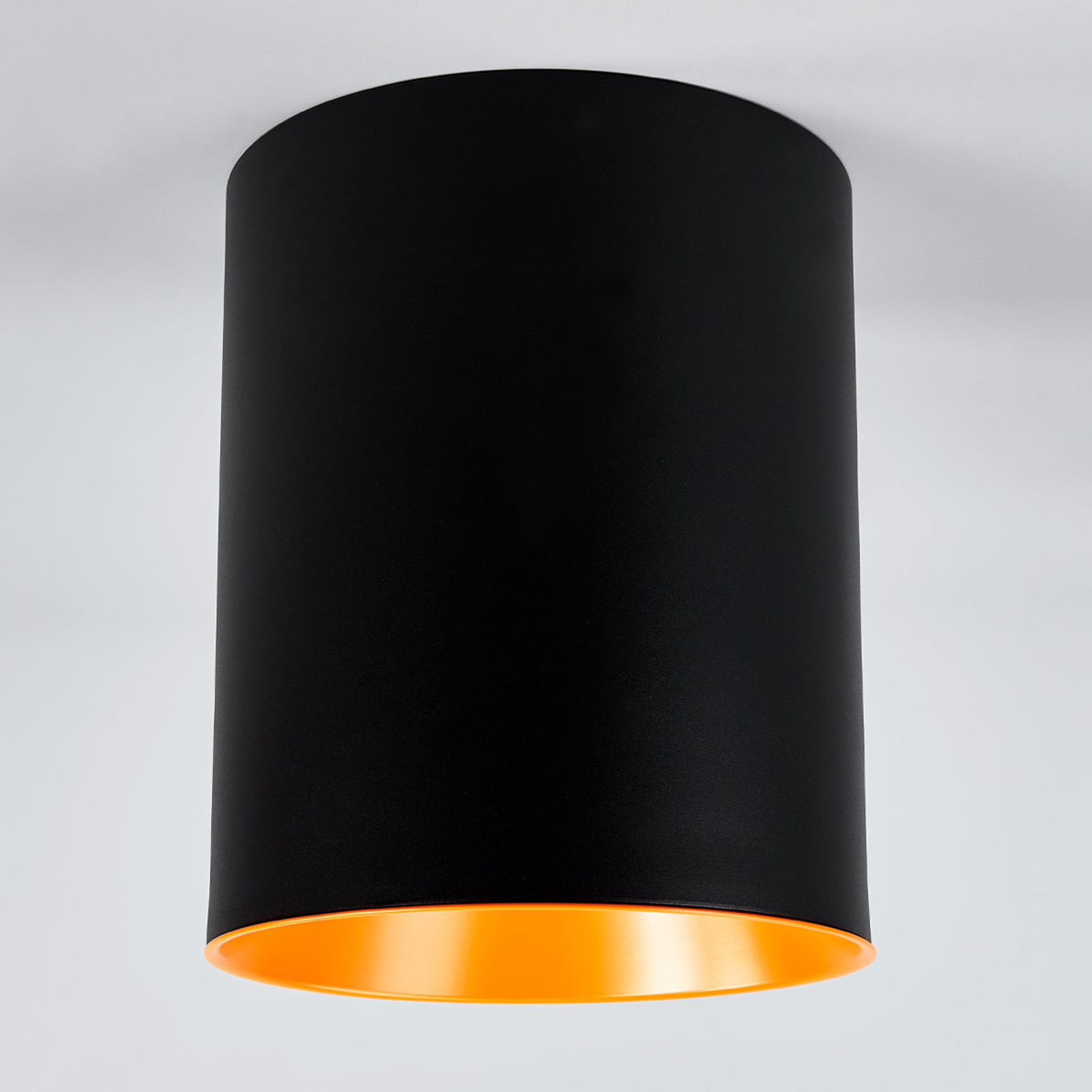 Plafón LED de diseño Tagora con forma cilíndrica