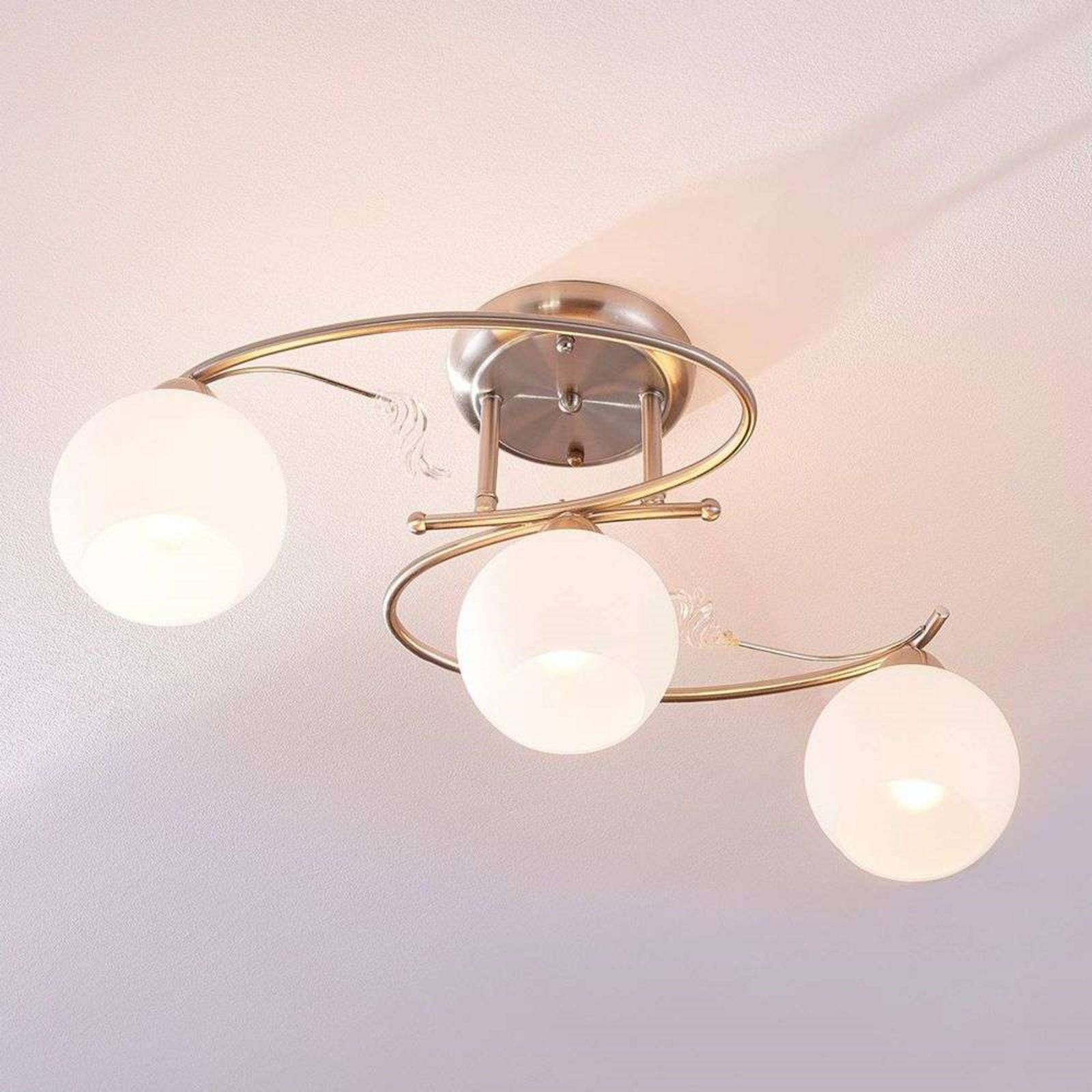 Svean 3 Plafond White/Nickel - Lindby