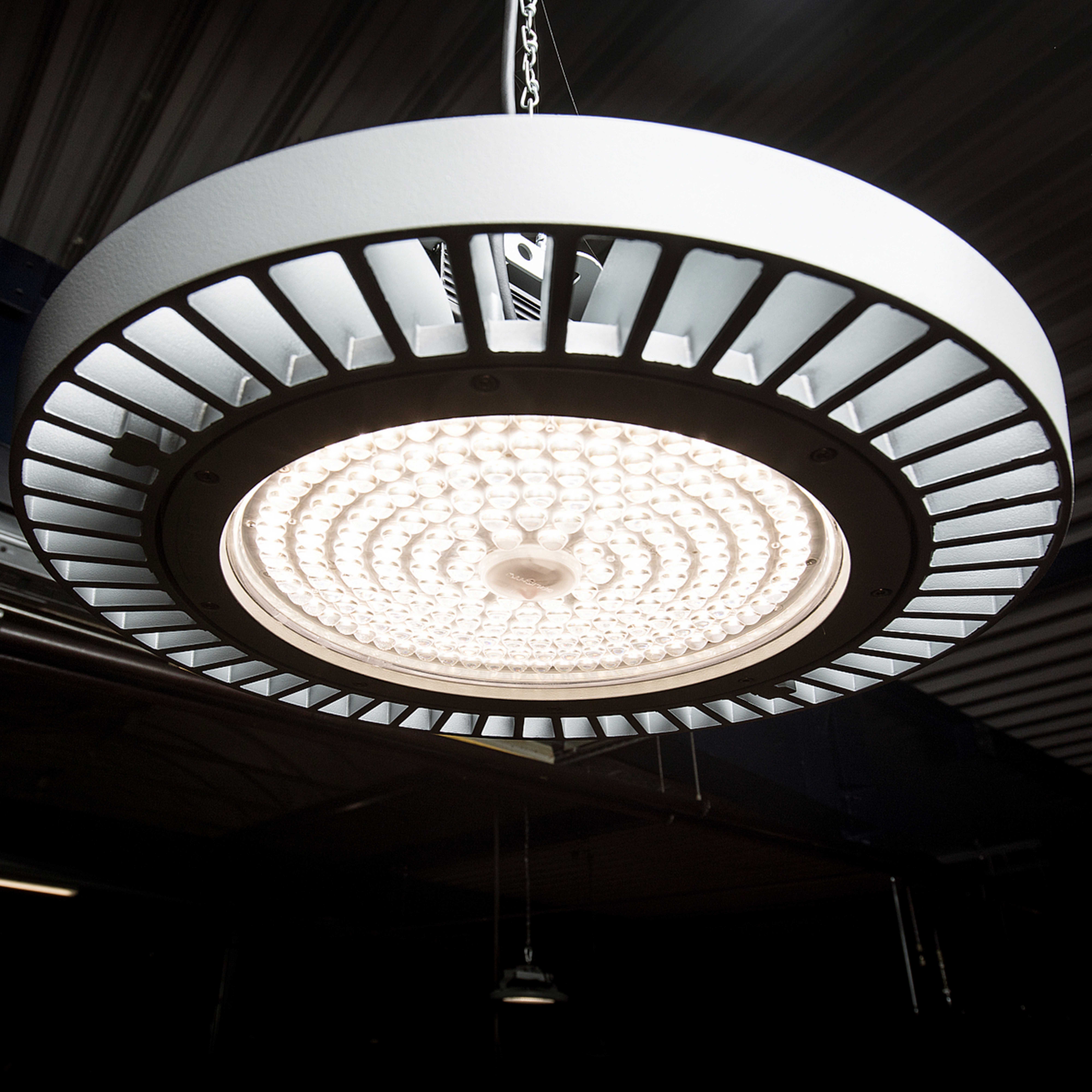 LED reflektor FLC 840 závěsná čočka 66° 152W