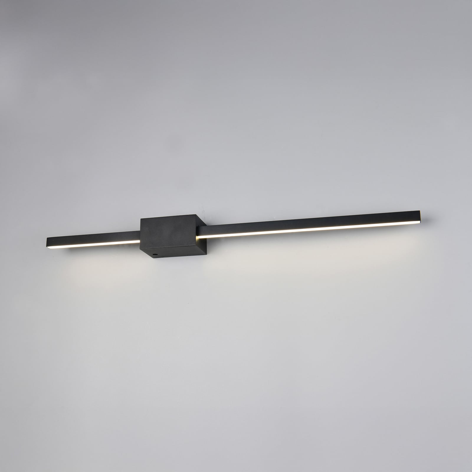 Cassino LED wall light, matt black, width 70 cm, metal