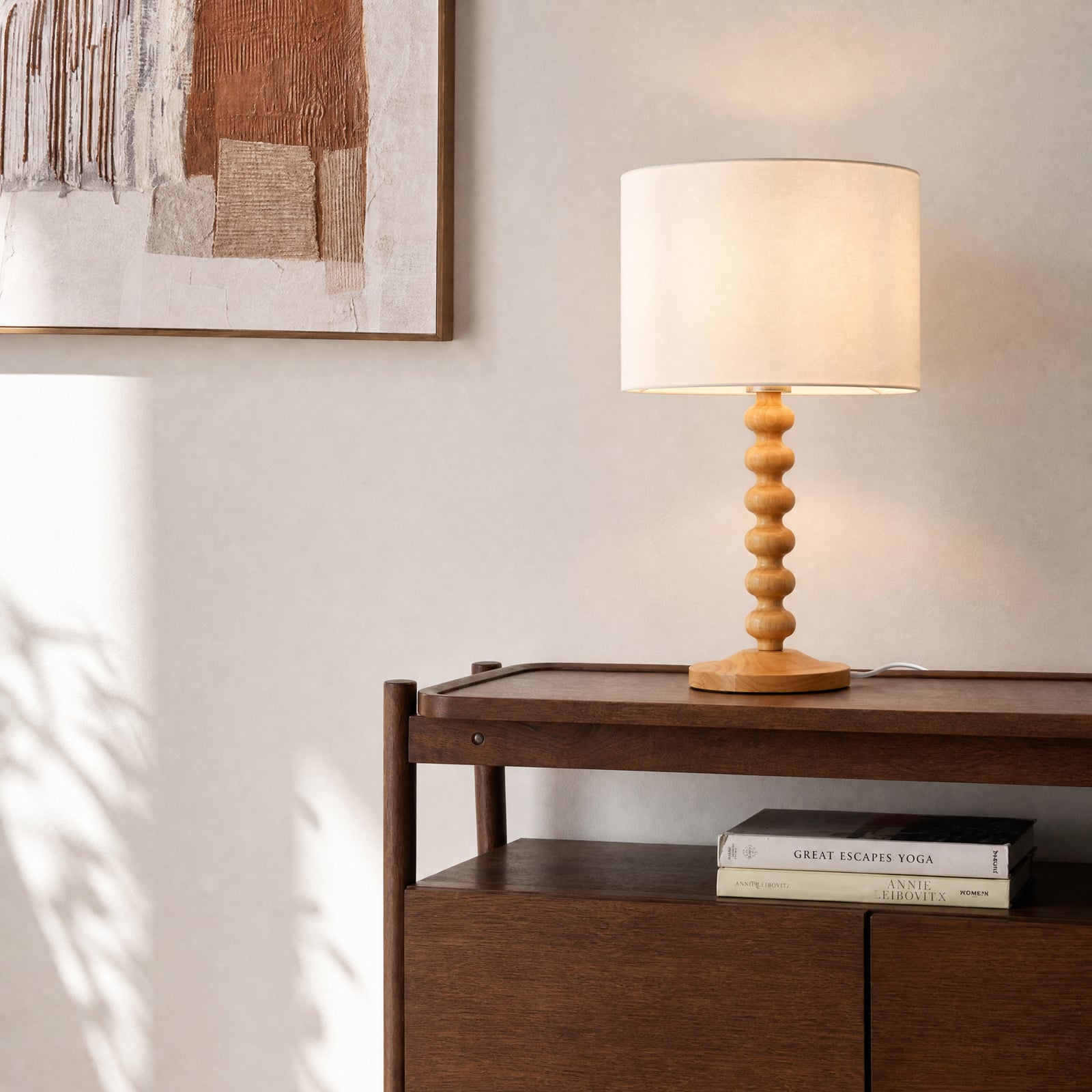 Lampe de table Karlie, blanche, en bois, hauteur 45 cm, E27 - Lucande Lampe de table Karlie, blanche, en bois, hauteur 45 cm, E27 - Lucande